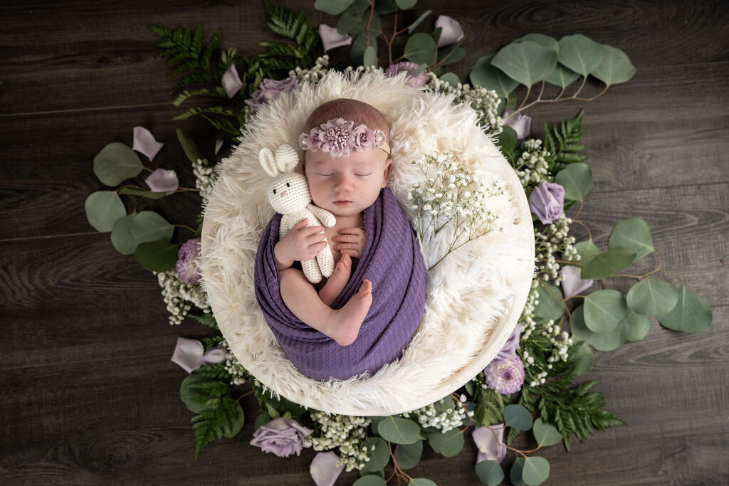 DEL0812NEWBORNSTUDIOSESSION-46