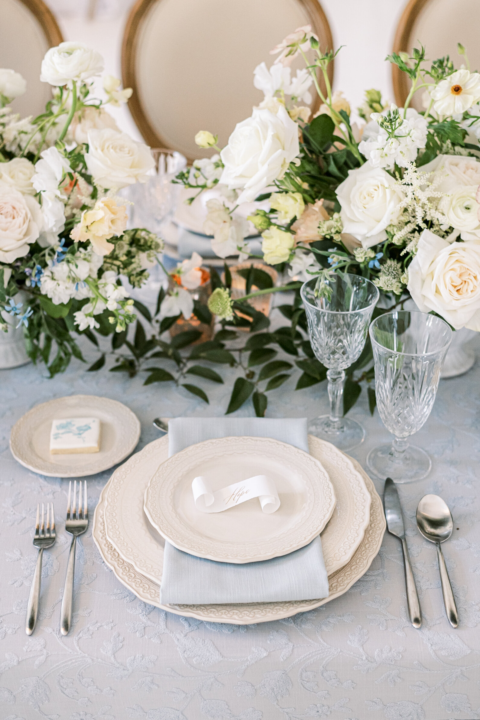 blue spring wedding reception tablescape Gracewood Manor Augusta, GA