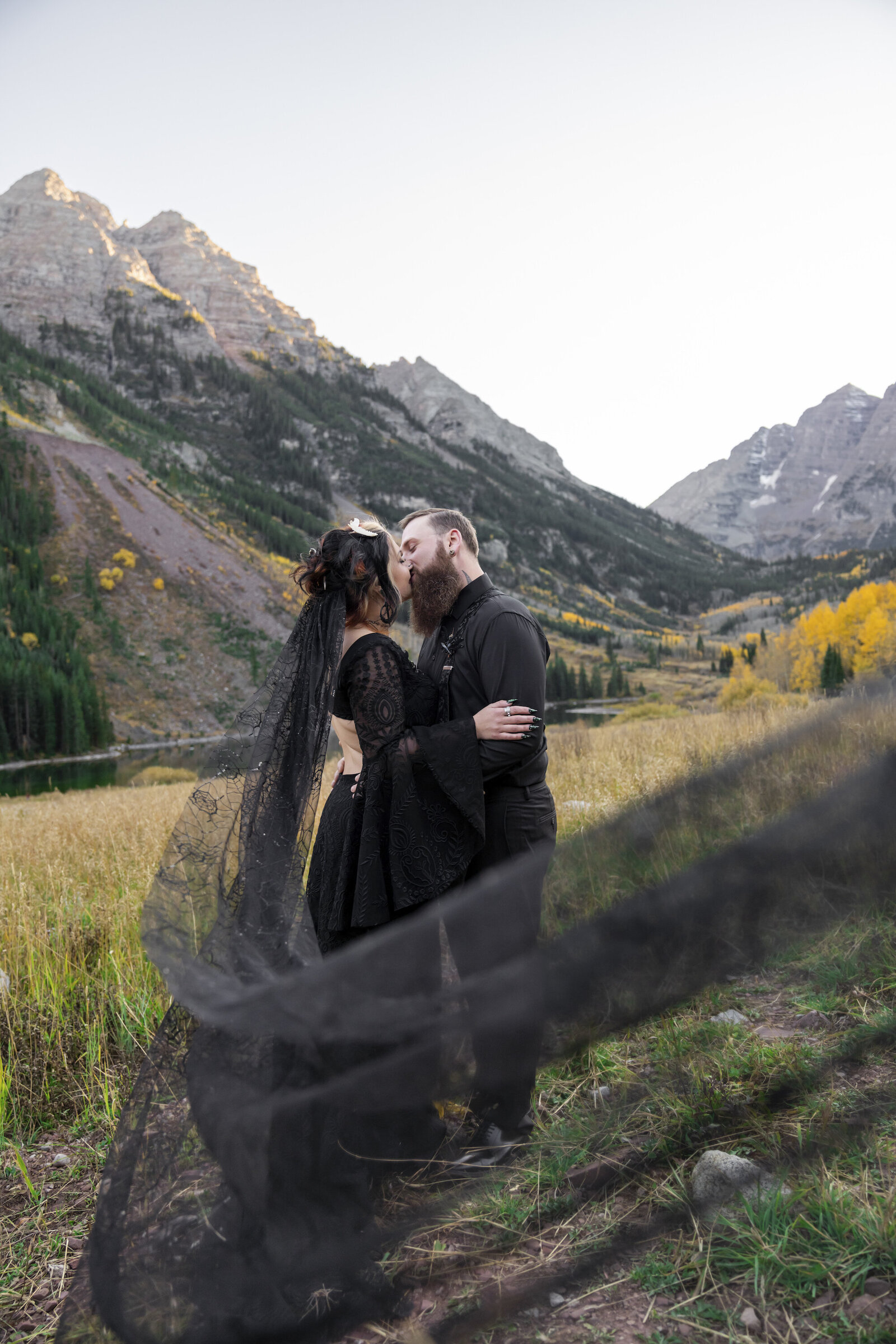 denver colorado wedding photographer - black veil