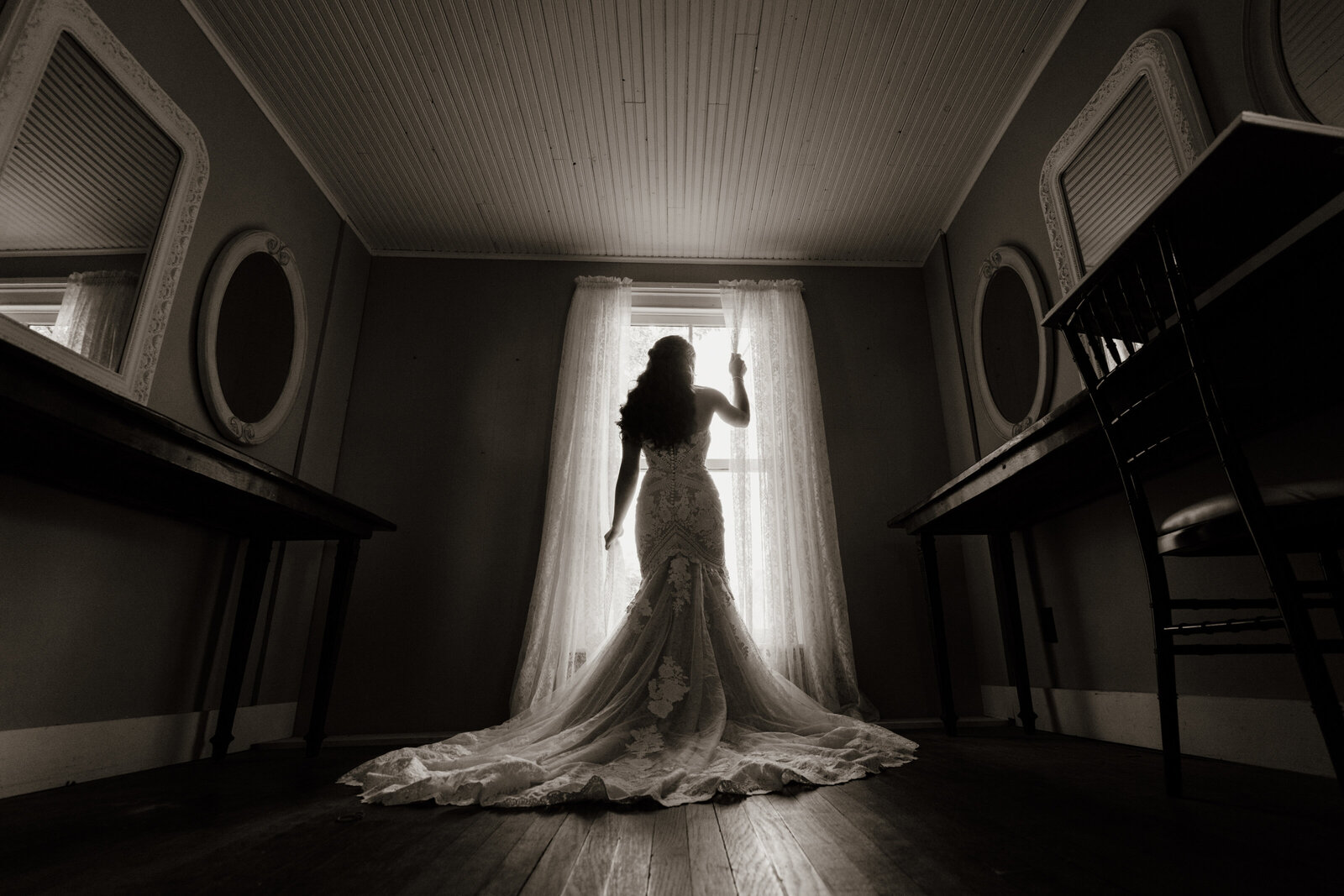 003-Millennium-Moments_Chicago_Wedding_Photographer_Bella-Sposa_Dress_Ruffled-Feathers-Venue_Bridal-Suite_Getting-Ready-Photos
