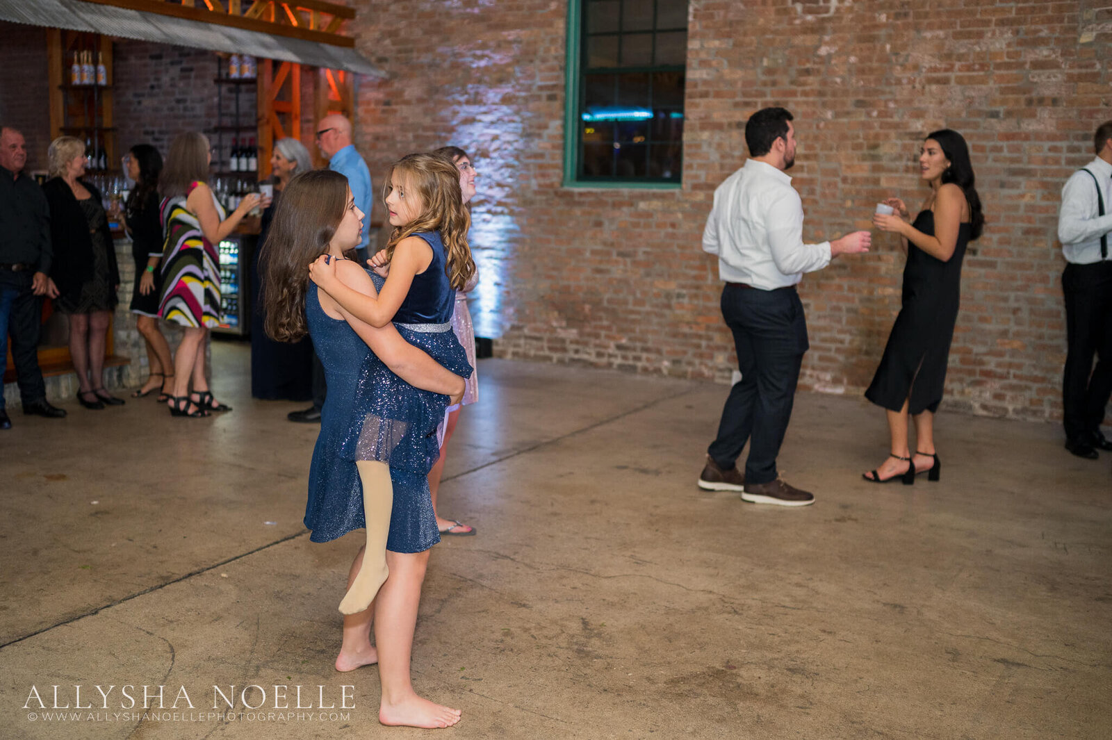 Wedding-at-The-Factory-on-Barclay-in-Milwaukee-1319