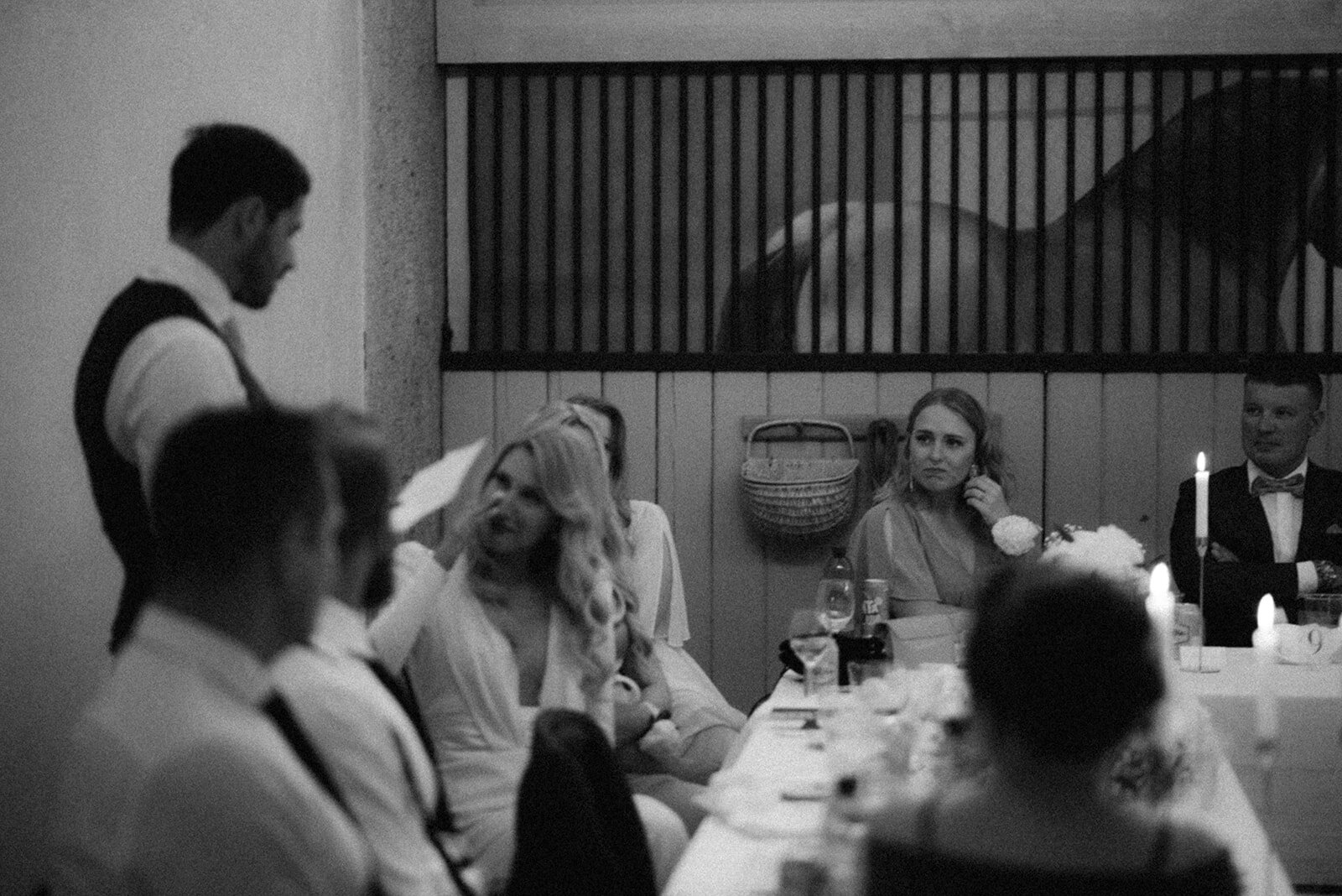 documentary wedding photo of the wedding reception by photographer Hannika Gabrielsson