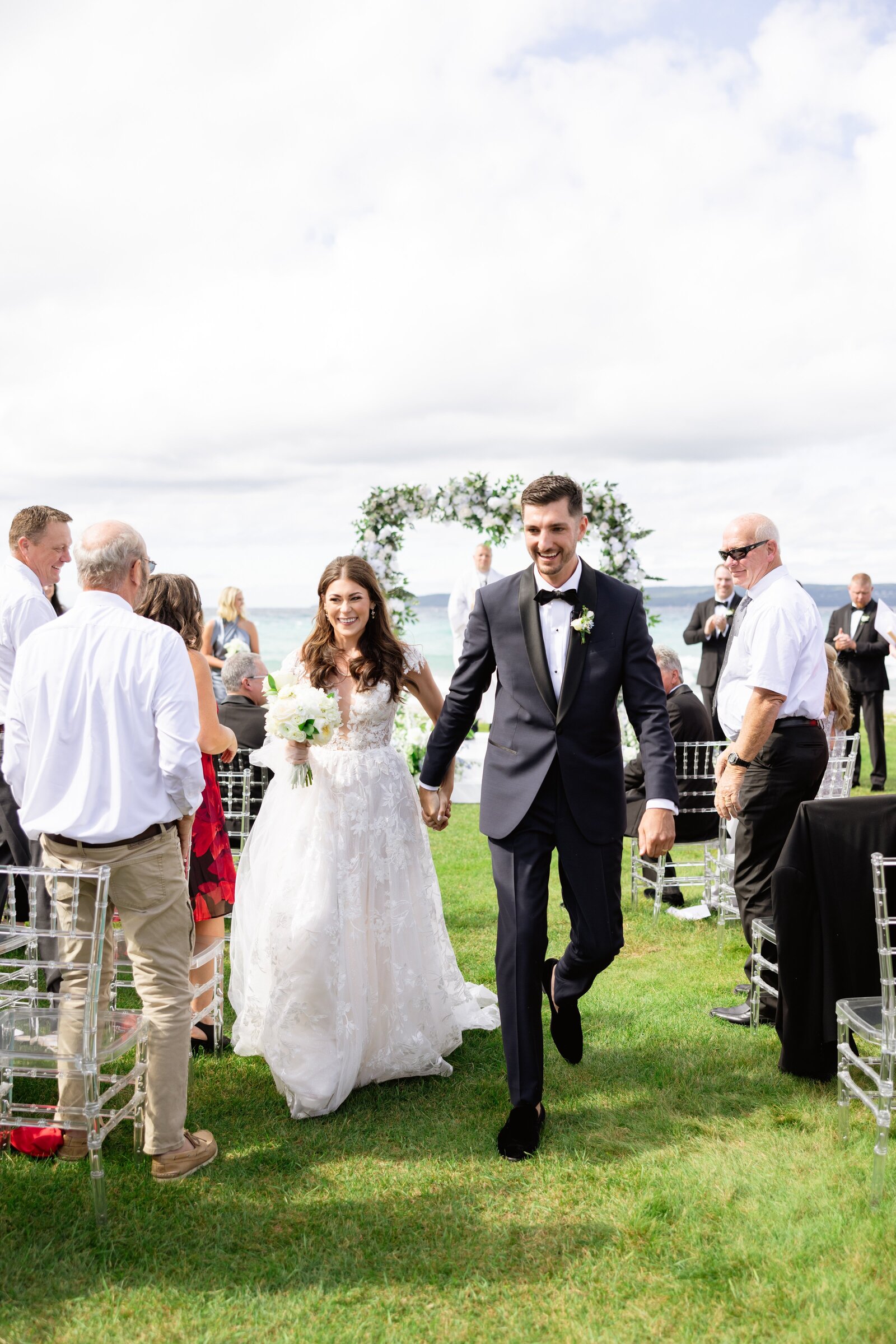 Tented-Bay-Harbor-Wedding-Michigan-Breanne-Rochelle-Photography55
