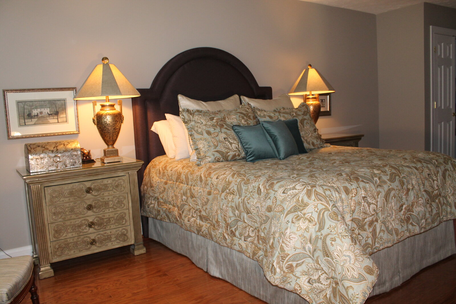 Bedeckers Interiors - Kristine Gregory - Midlothian Village