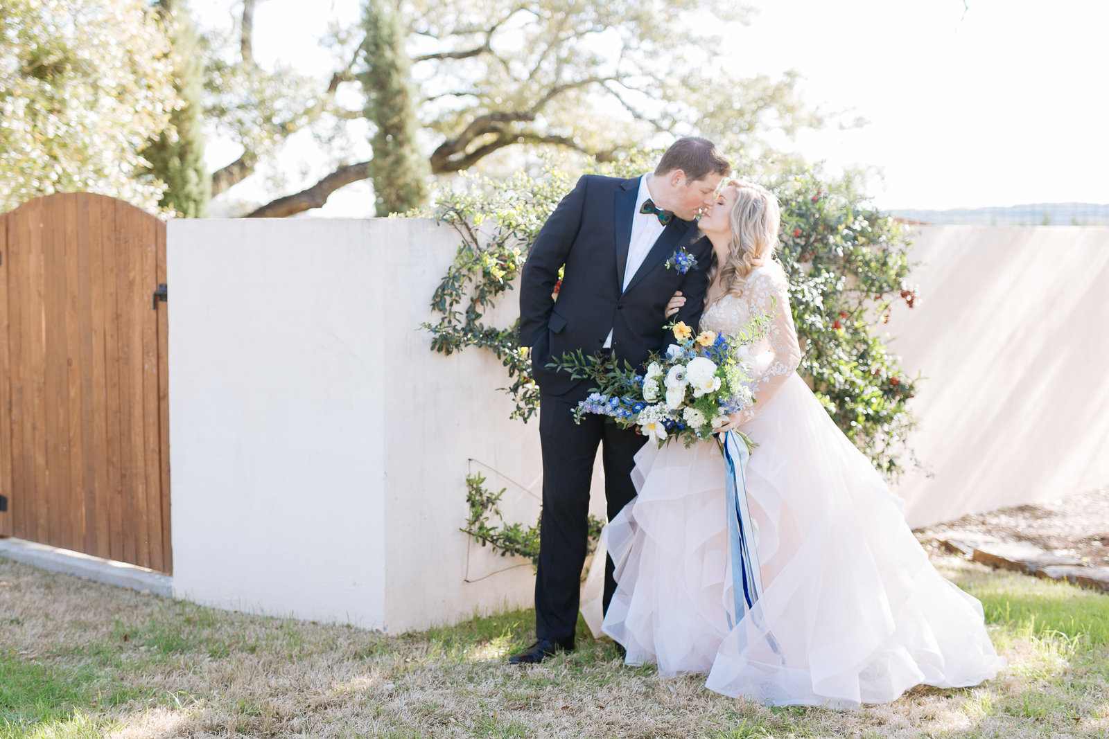 texas hill country wedding with a hayley paige dress photographed by houston wedding photographer