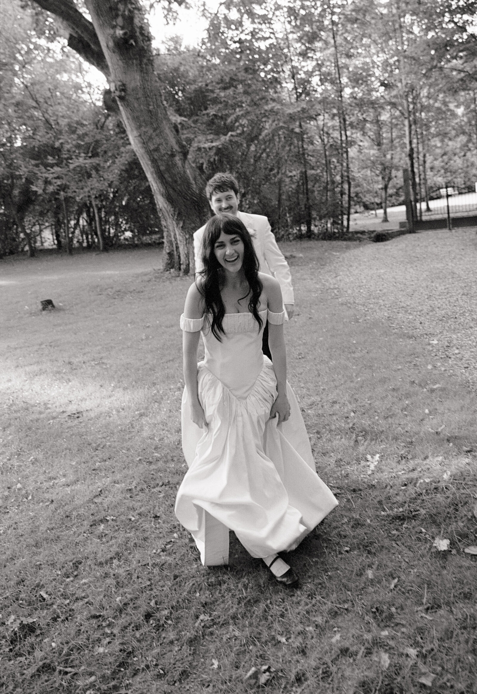 Film-Wedding-Photographer-Zara-Staples-Weddings400