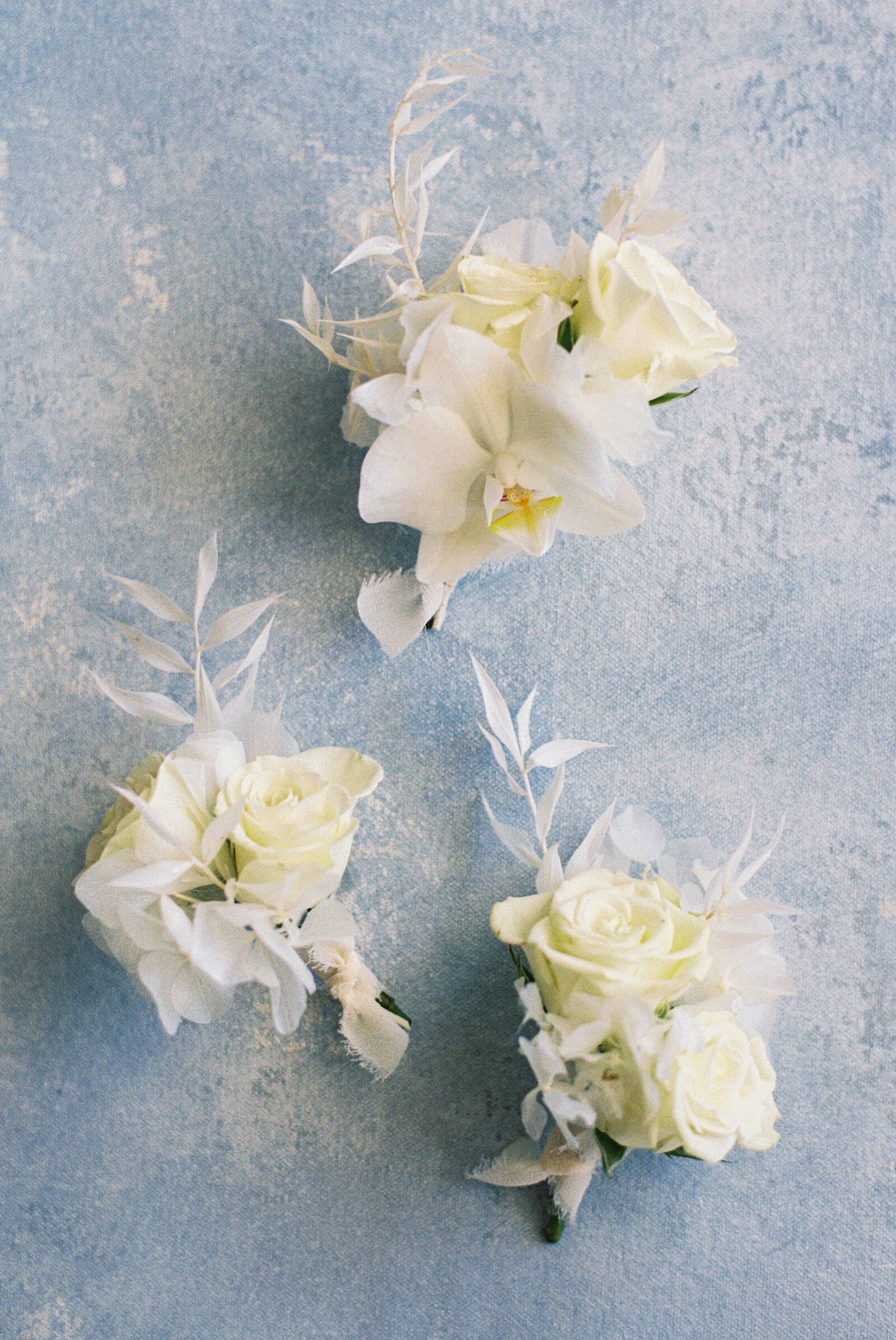 Four Seasons Micro Wedding on Oahu by Amanda Hartfield-28