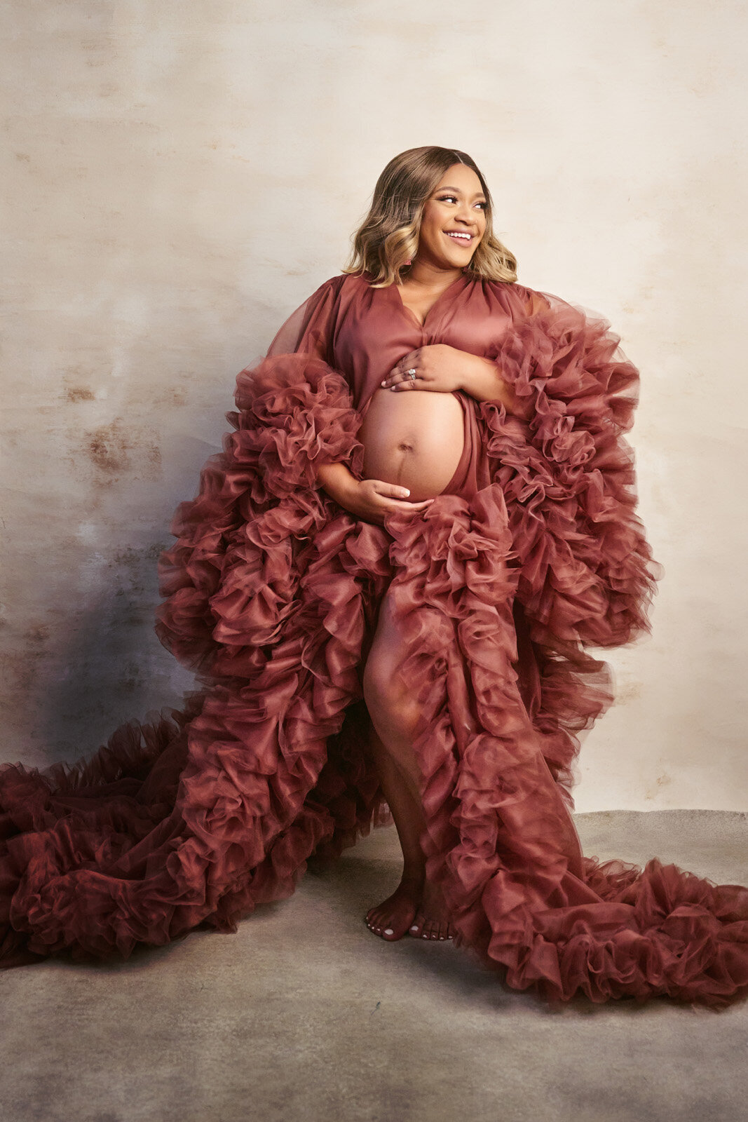 Fine Art Maternity Portrait with Elegant Style in Minneapolis Studio-13