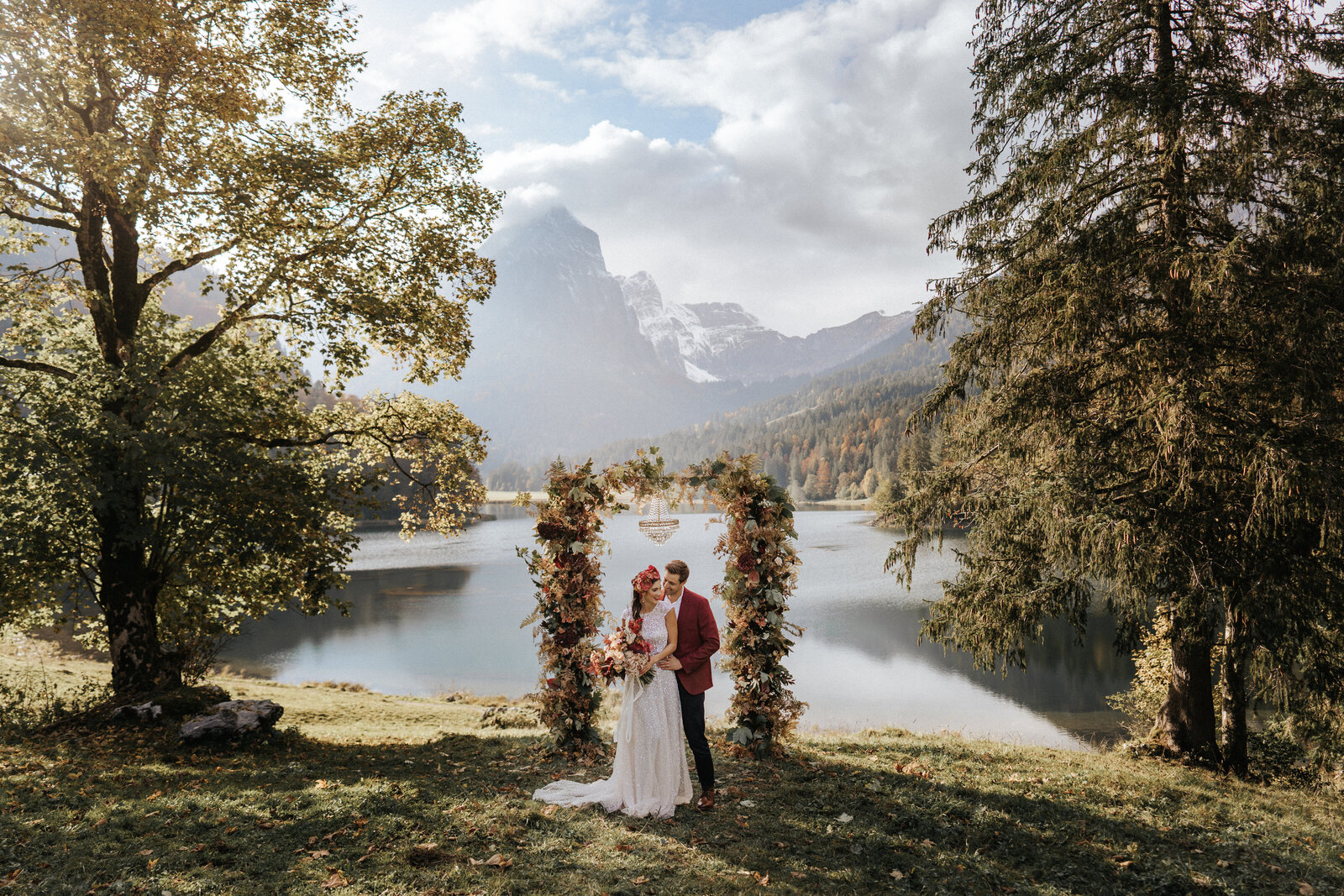 Indian Summer Mountain Elopement Switzerland Hochzeit Fotograf Zürich Meltem Salb--51