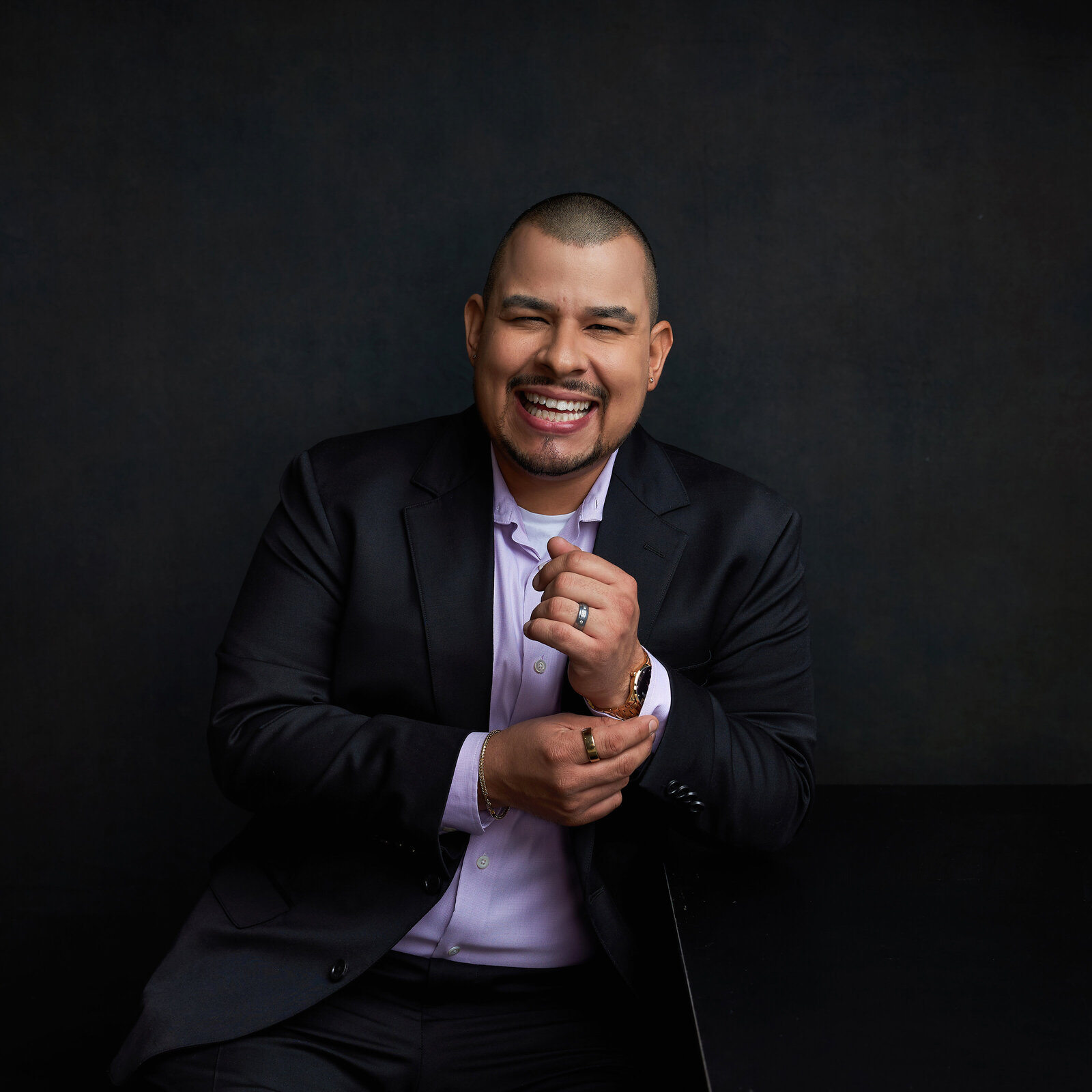 atlanta-gwinnett-best-headshots-personal-branding-studio-men-carlos-corporate-photography-photographer-twin-rivers-05