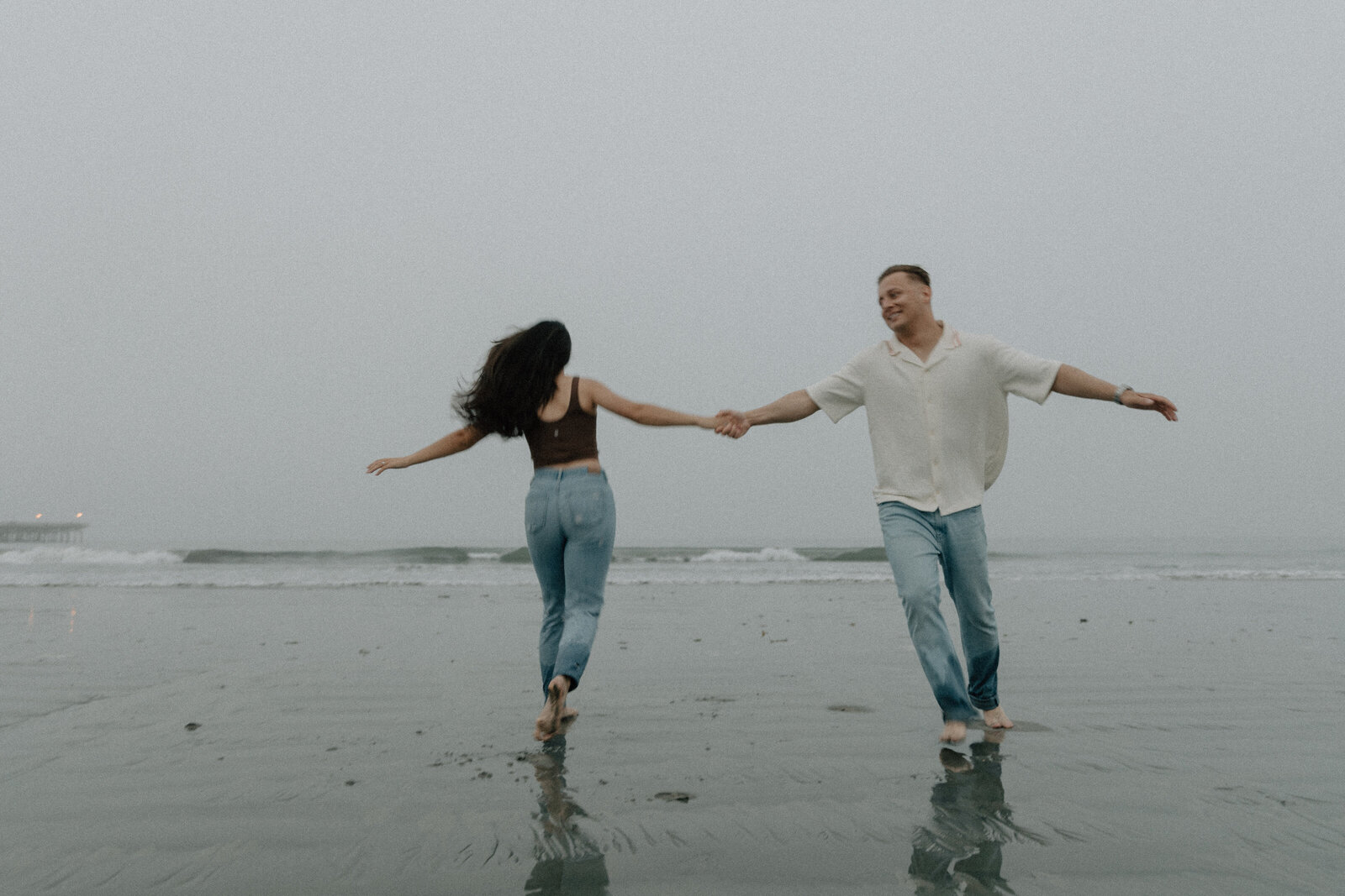 socalfoggybeachcouplesphotoshoot-43