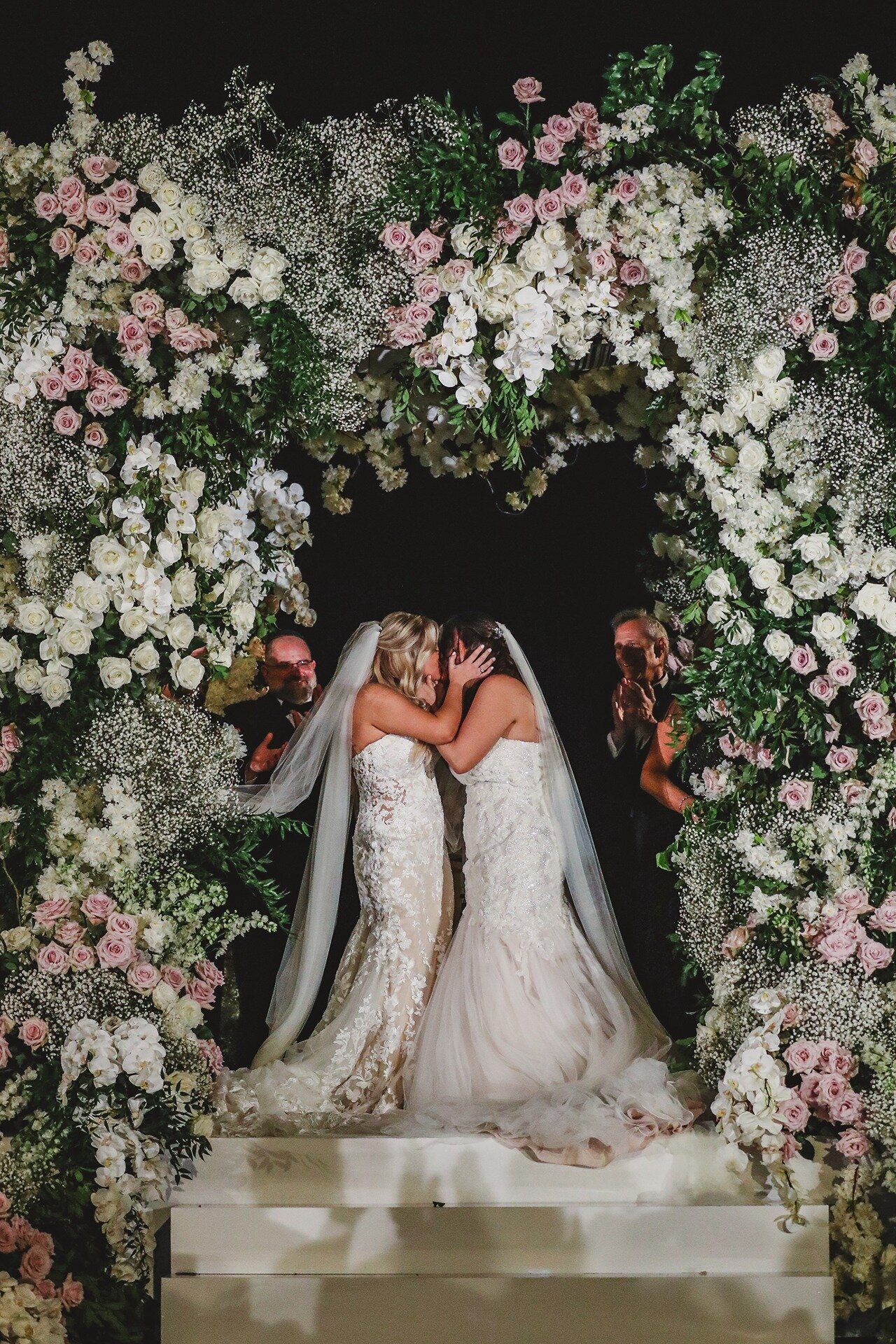 wedding-ceremony-the-breakers-brides-3