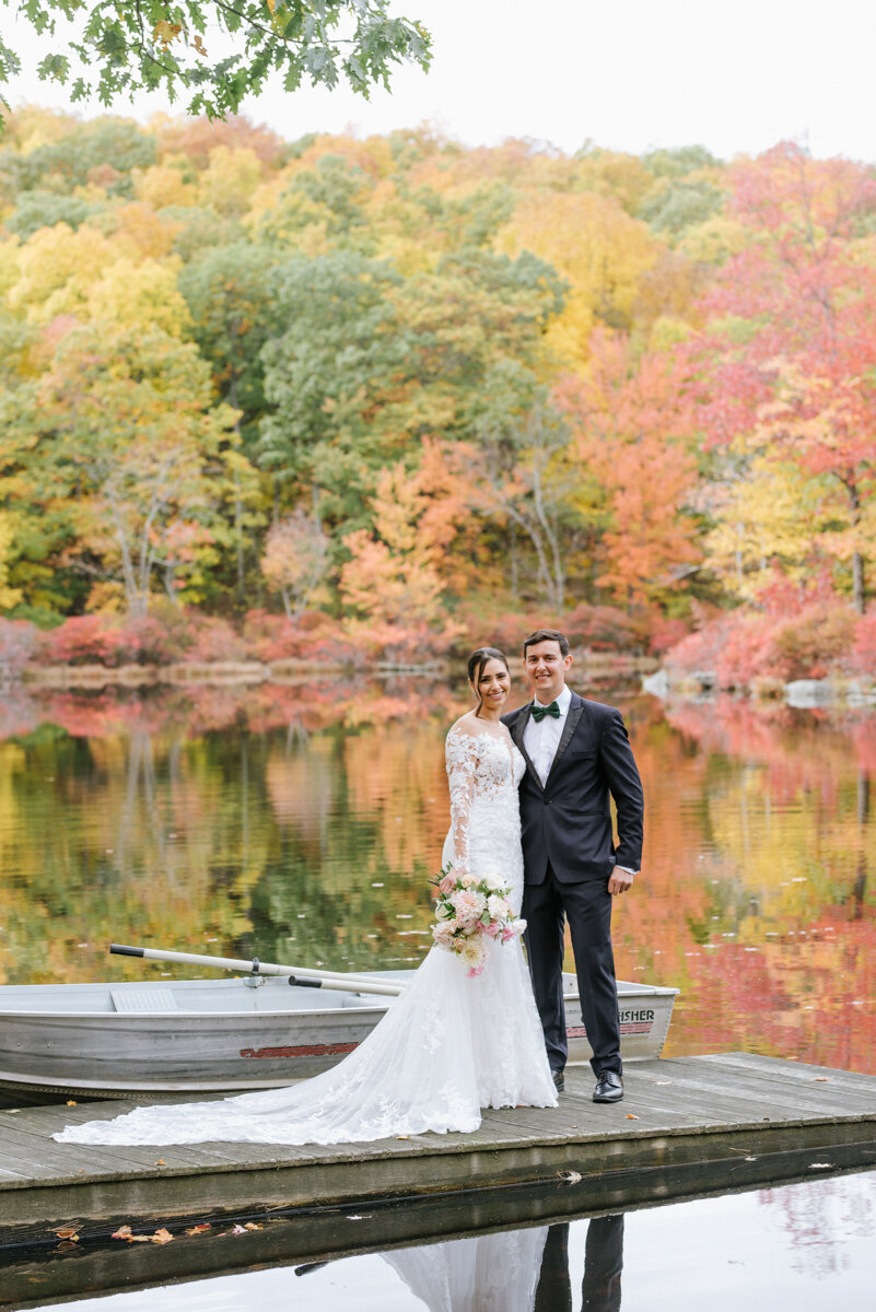 0012-Cedar-Lakes-Estate-fall-wedding