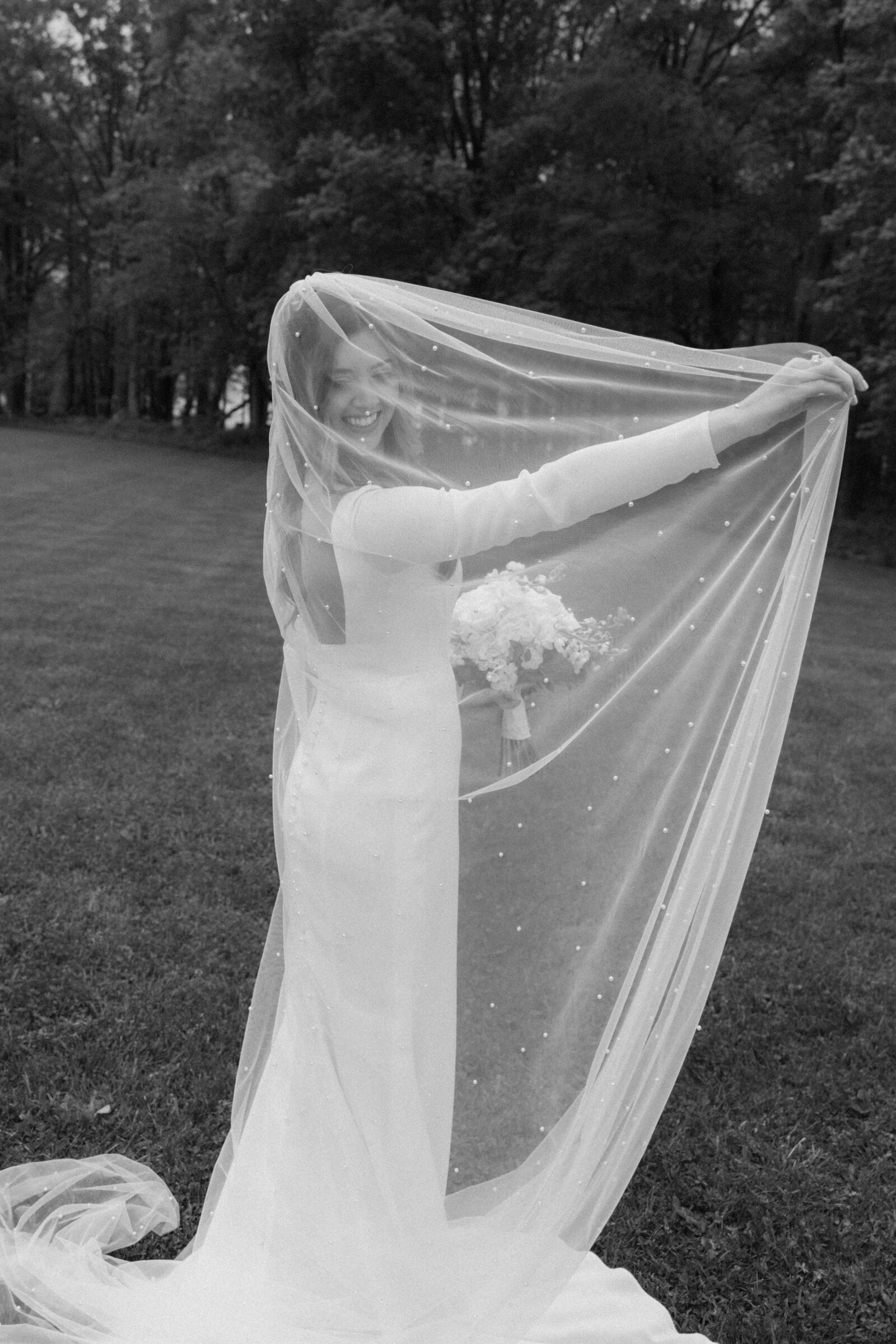 blissfullybriphotography-pittsburgh-julian-wedding-theharpereventvenue-2025-0787