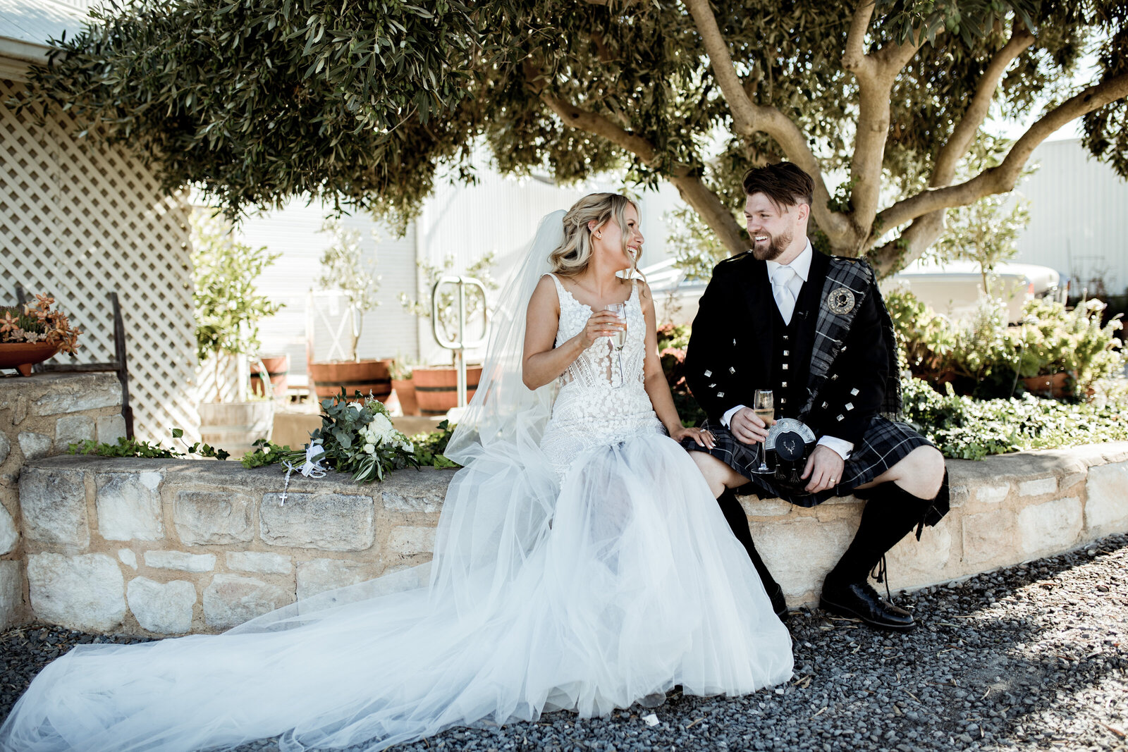 Helen-Craig-Lloyd-Brothers-Wines-Wedding-Rexvil-Photography-557