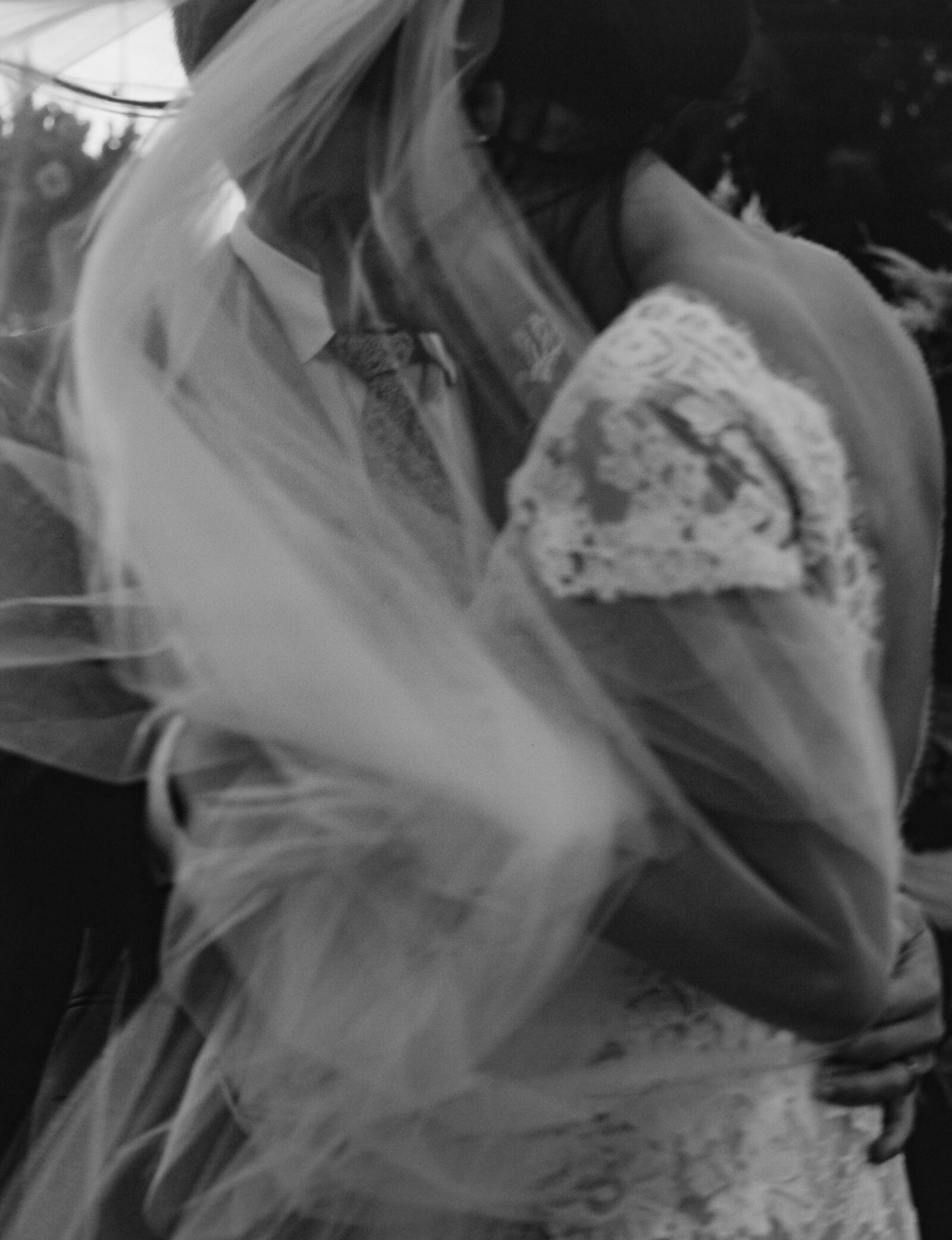 006-For-the-Love-of-It-Blurry-Wedding-Photos