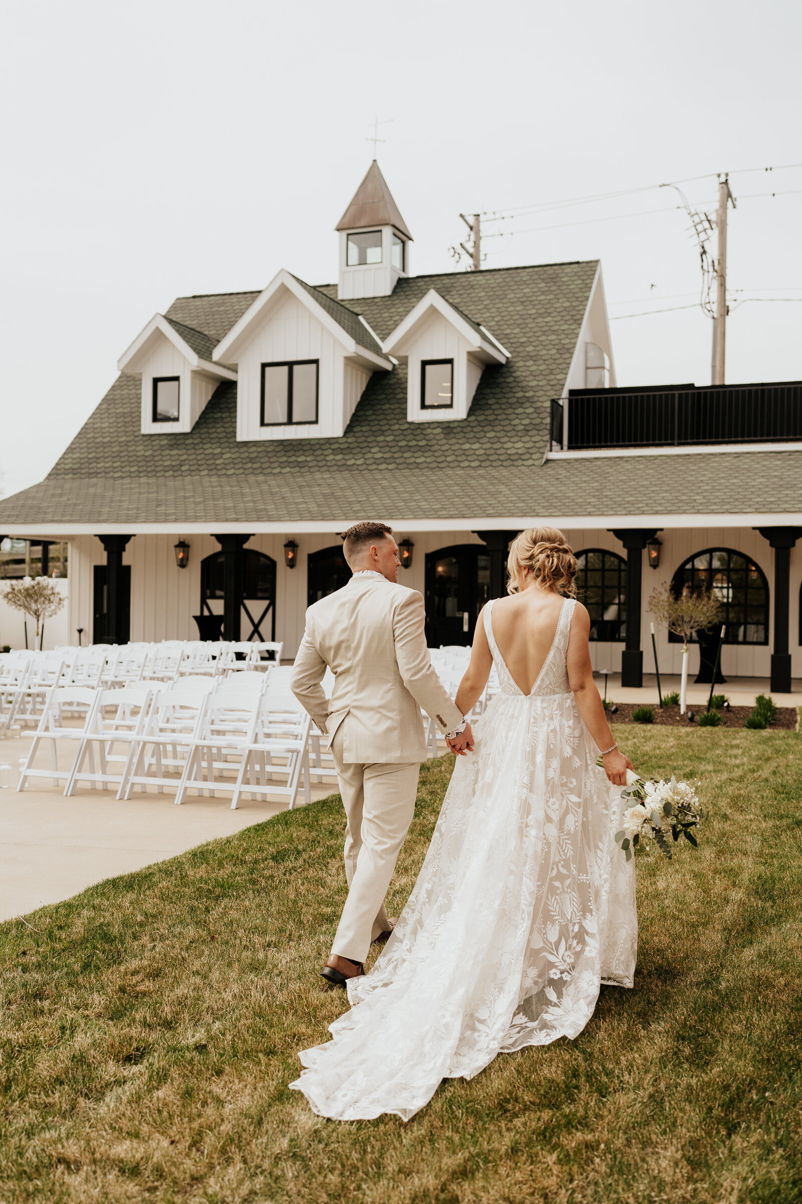 Cedar Rapids wedding photographer - Carriage House Cedar Rapids-99