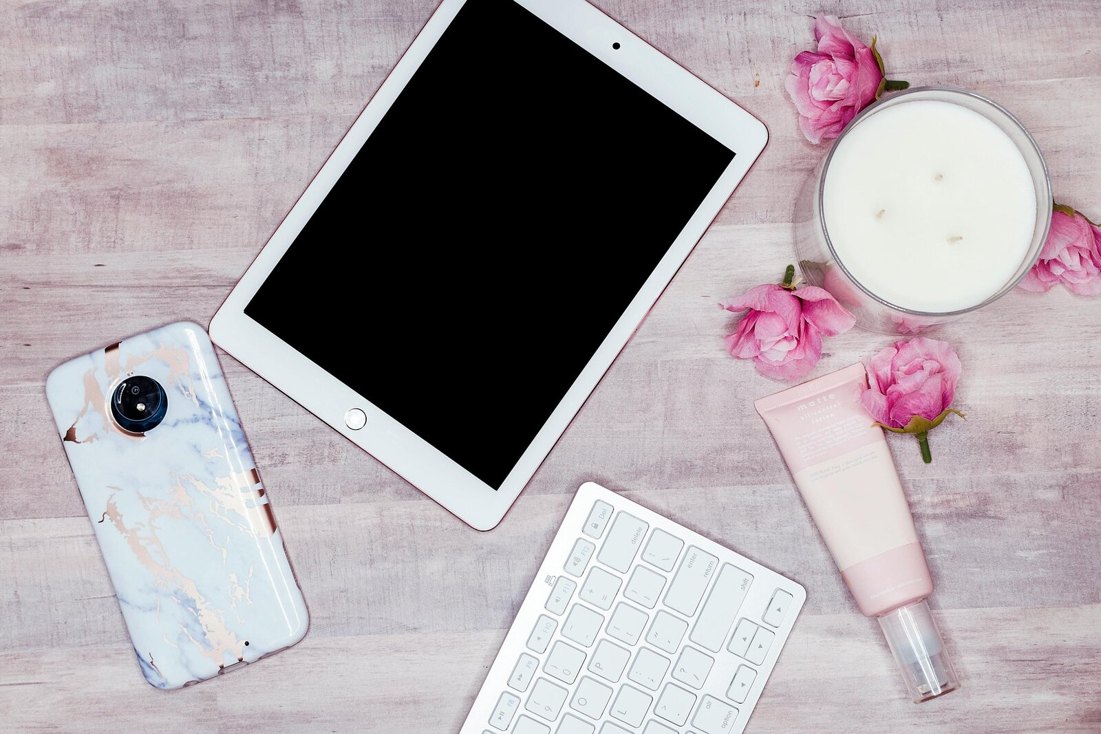 pexels-adrienne-andersen-1174503-5017187