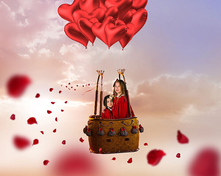 hot-air-ballon-hearts-valentine-day-whimisical-cute-children-sisters-girl-fine-art-children-photographer-colorado