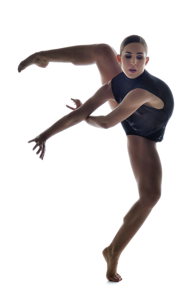Ballet BC Dancer Kirsten Wicklund. (2) Photo by Michael Slobodian. 800