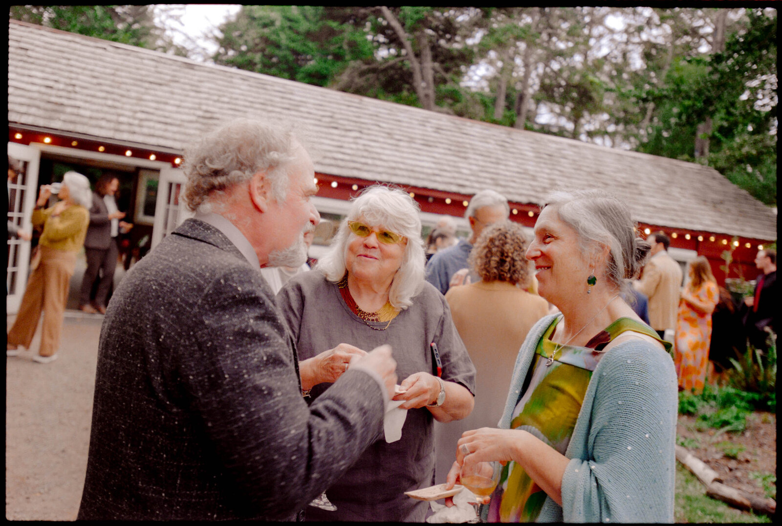 Jess-Buckley-Photo-FILM-Wedding-Coast-Lodge-47