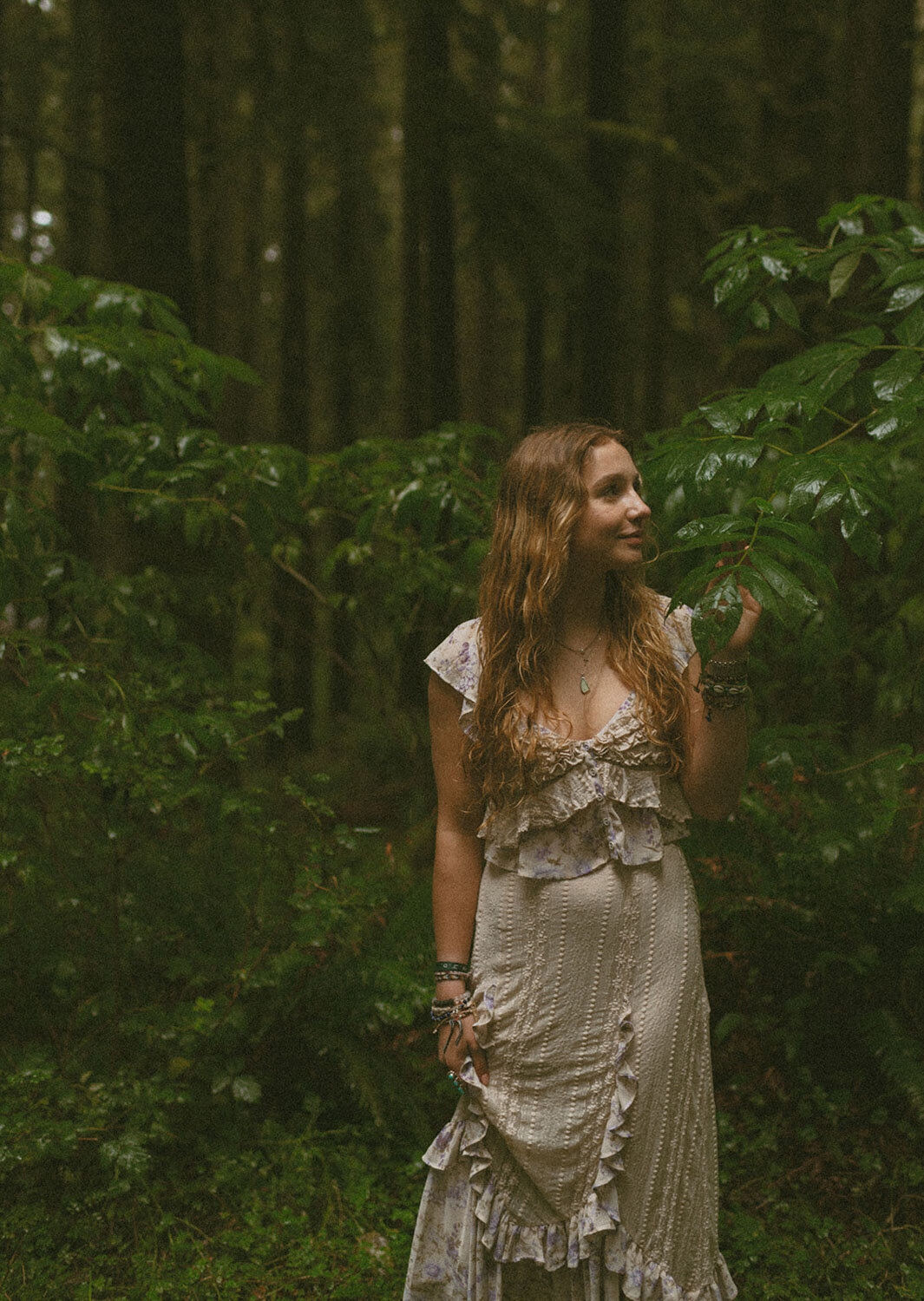 sierra-senior-photos-in-cannon-beach-senior-photography-by-emily-noelle-photo-089