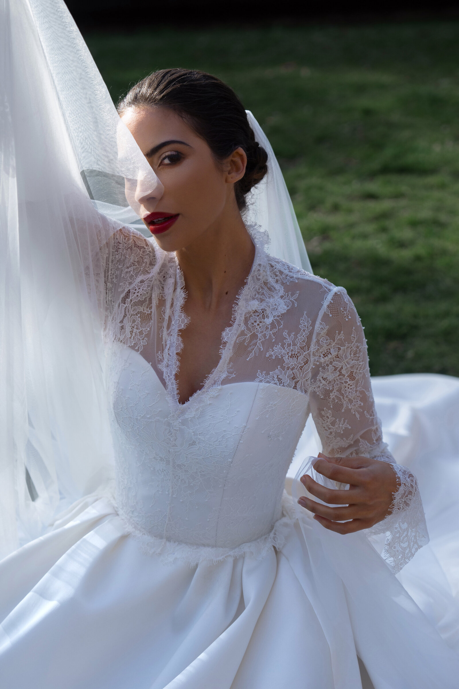 editorial makeup wedding veil