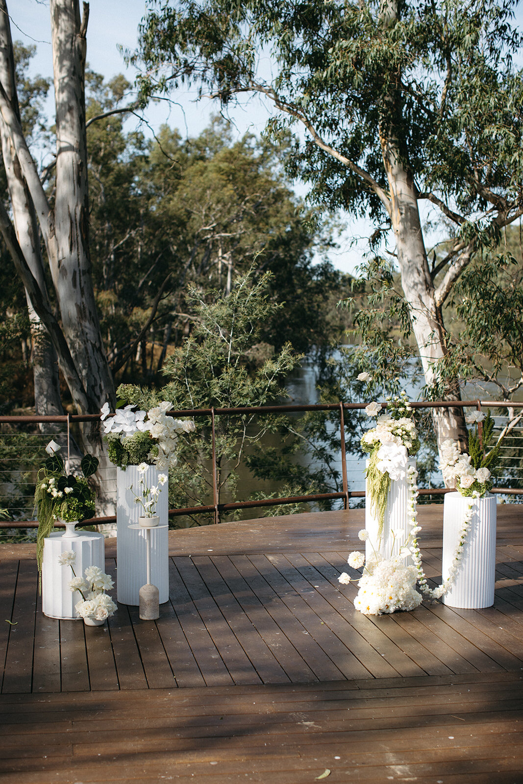 Wedding-arbour-flowers