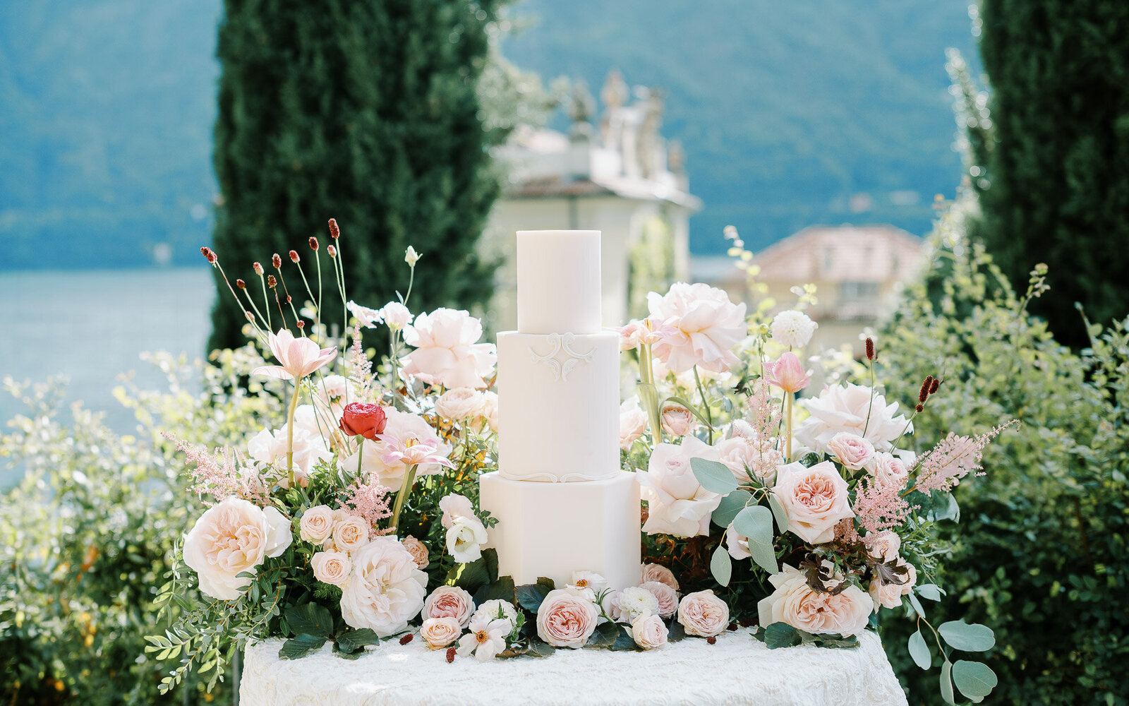 lake como wedding photographer
