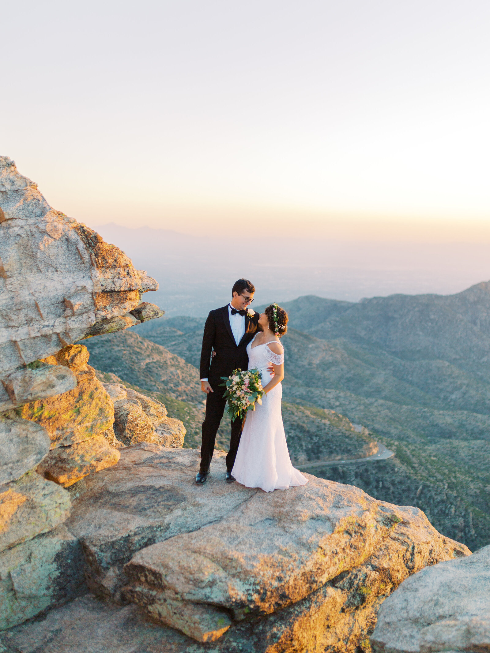 Beatriz&Frankie-Elopement-SneakPeeks (28 of 36)