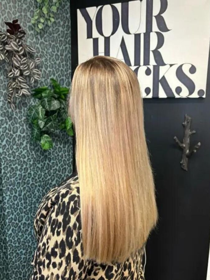 Salon Blu Gallery Images14