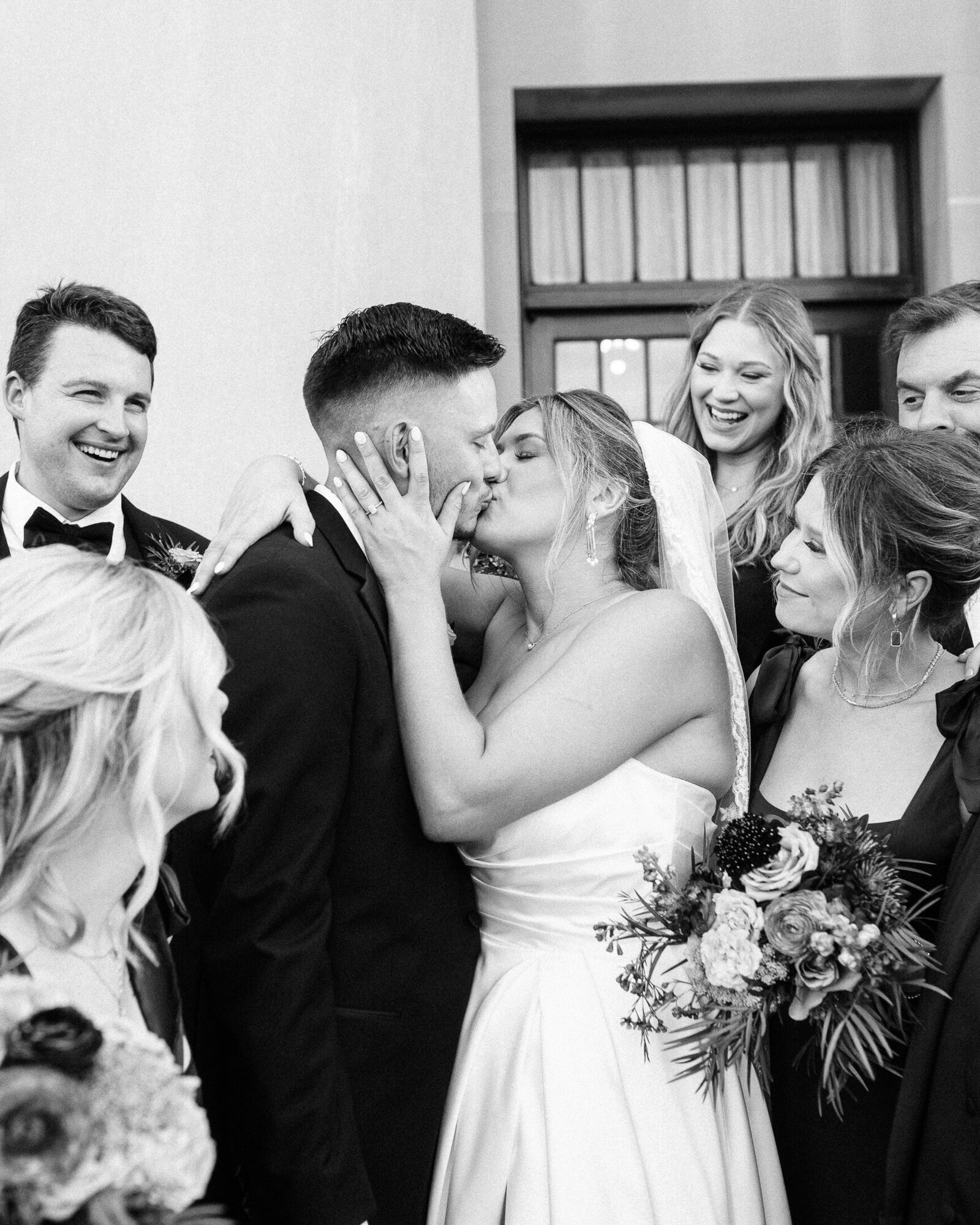 Corby Intercontinental Hotel Kansas City Wedding Plaza-127