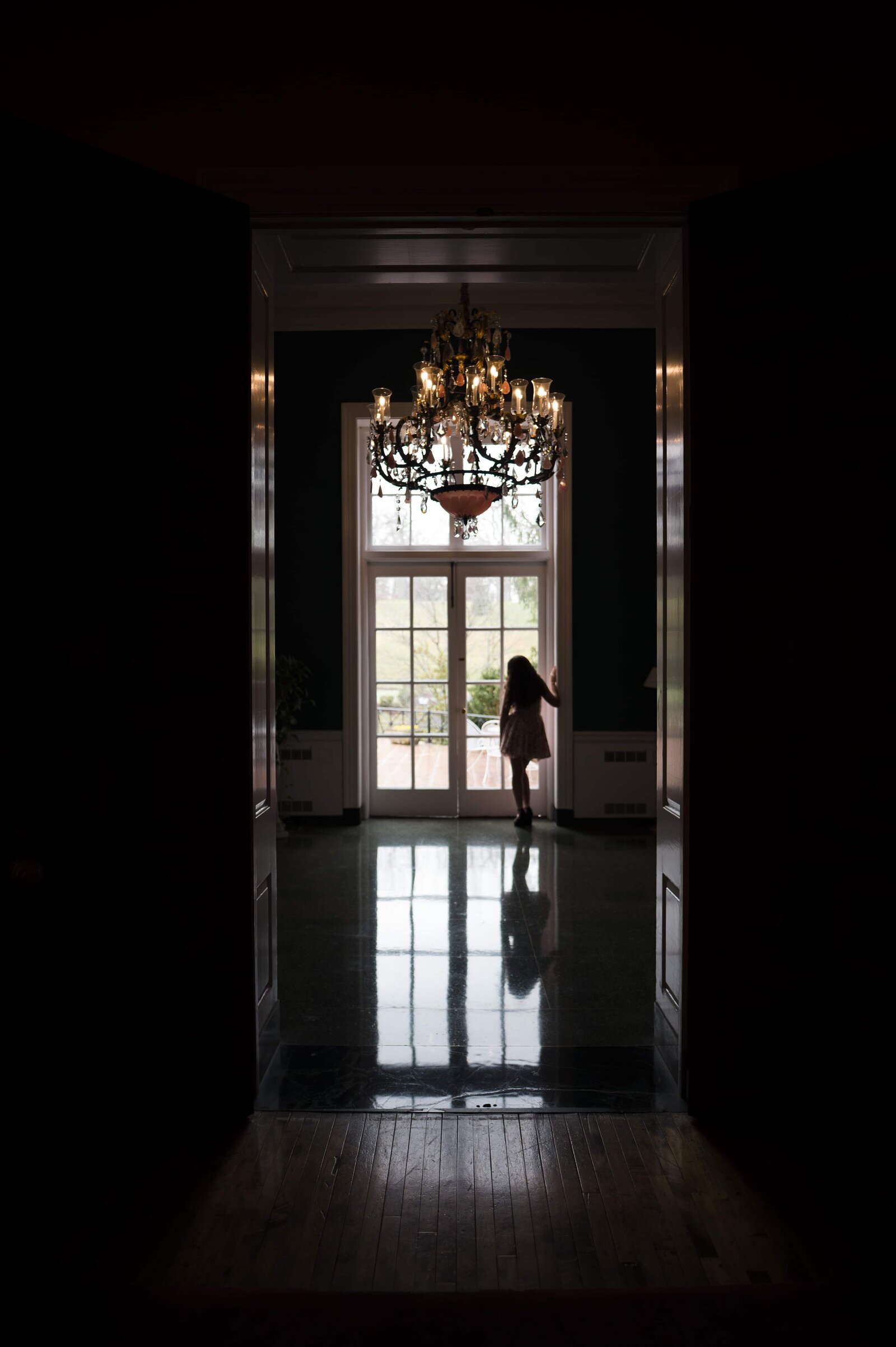 Bride waits at the Greenbrier West Virginia