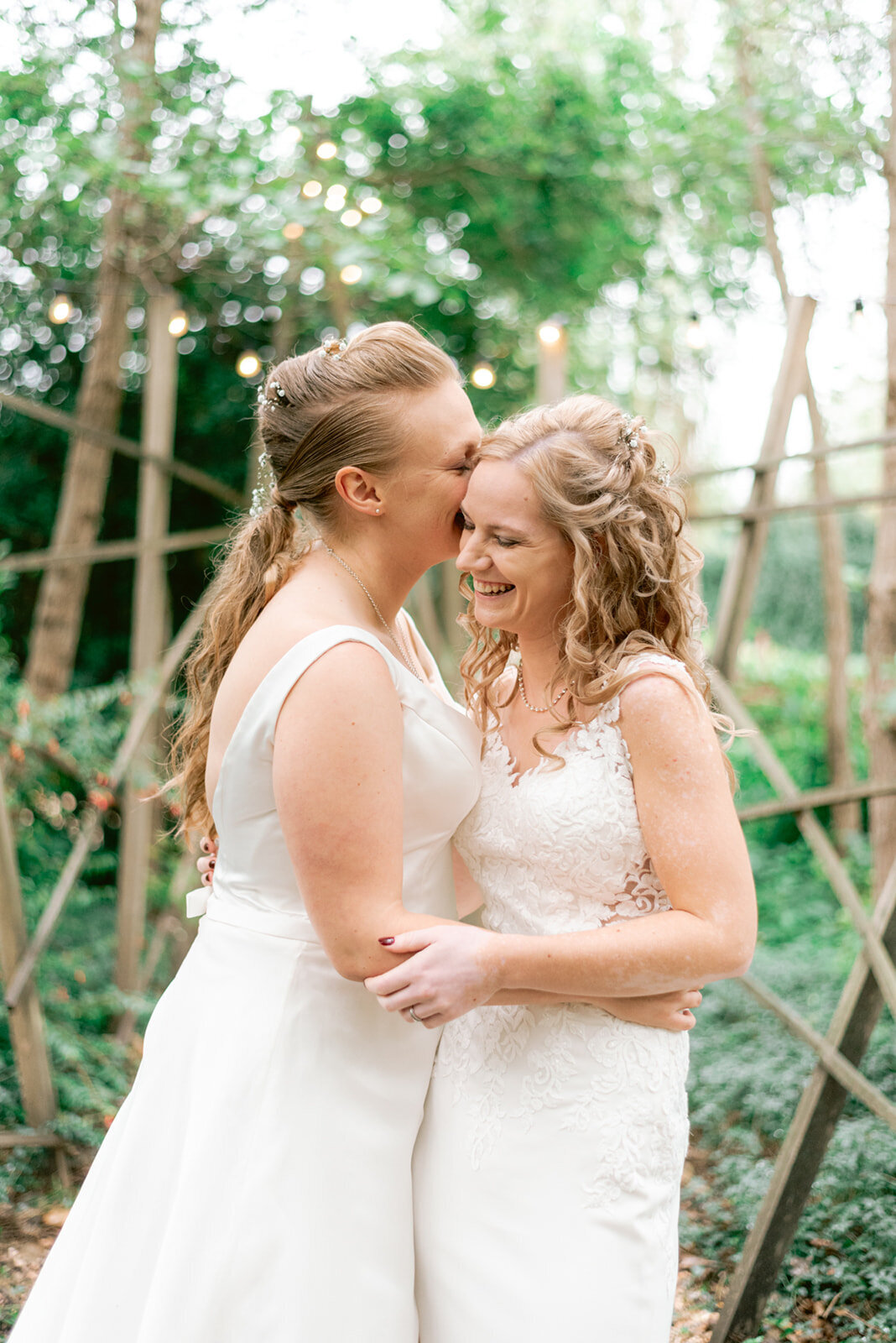 ShauniHartlandFotografie-BruiloftfotograafNoordHolland-Trouwfotograaf-LoveForAll-Buitentrouwen-44