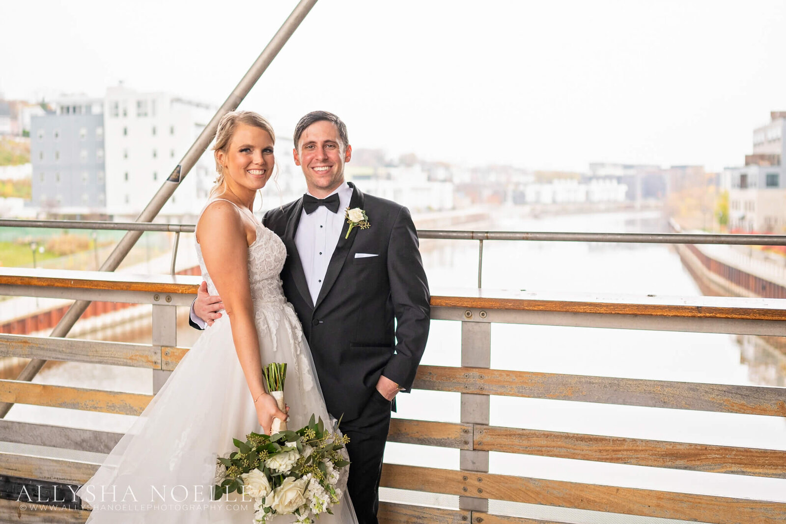 Wedding-at-The-Factory-on-Barclay-in-Milwaukee-0534