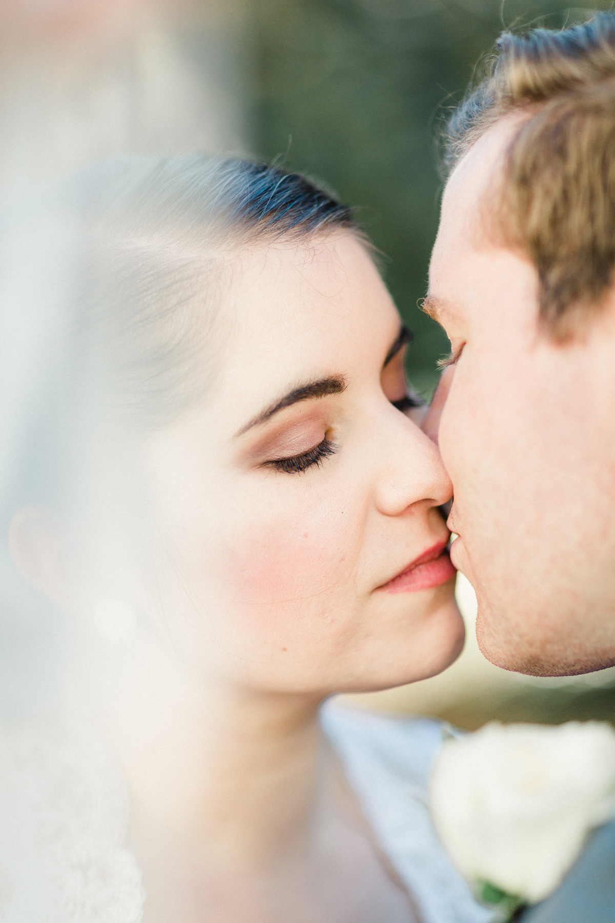 i-hampton-roads-wedding-photographer-romantic