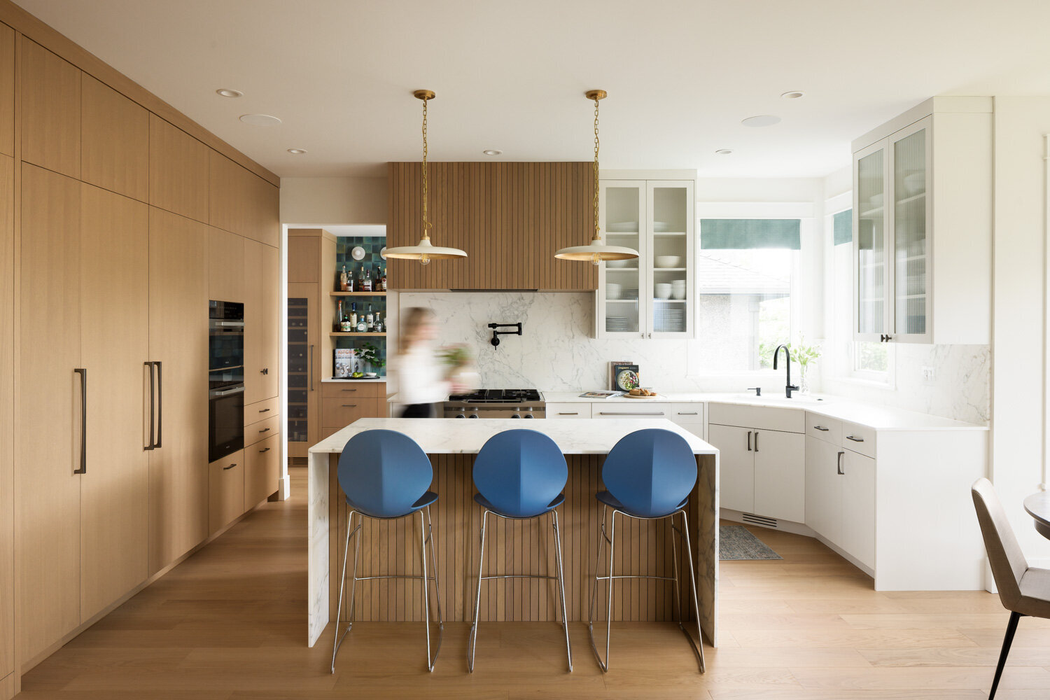 Modern-kitchen-design-Coquitlam-Align-Interior-Design