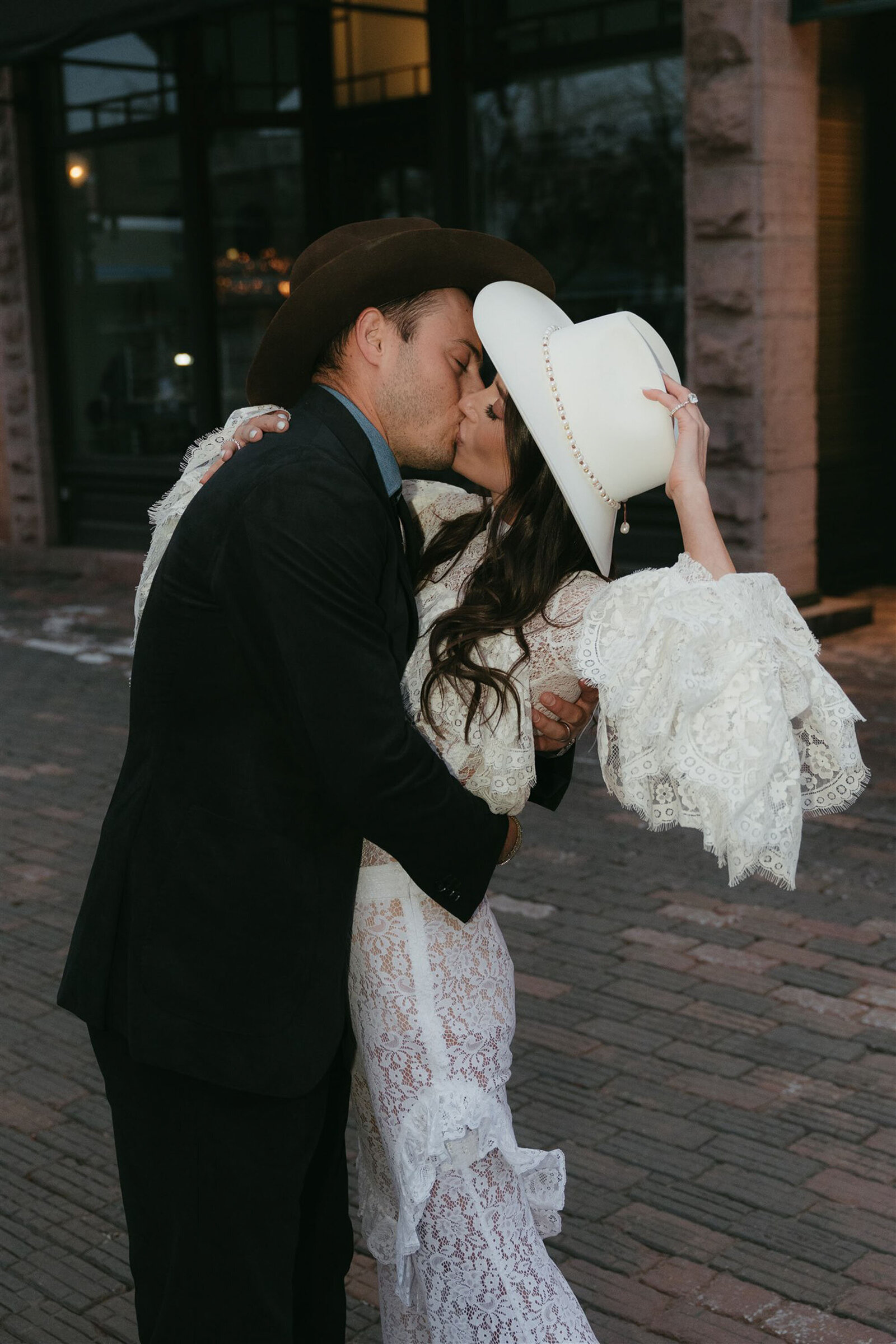 Aspen luxury wedding with breathtaking mountain backdrop, fine dining, and high-end wedding details