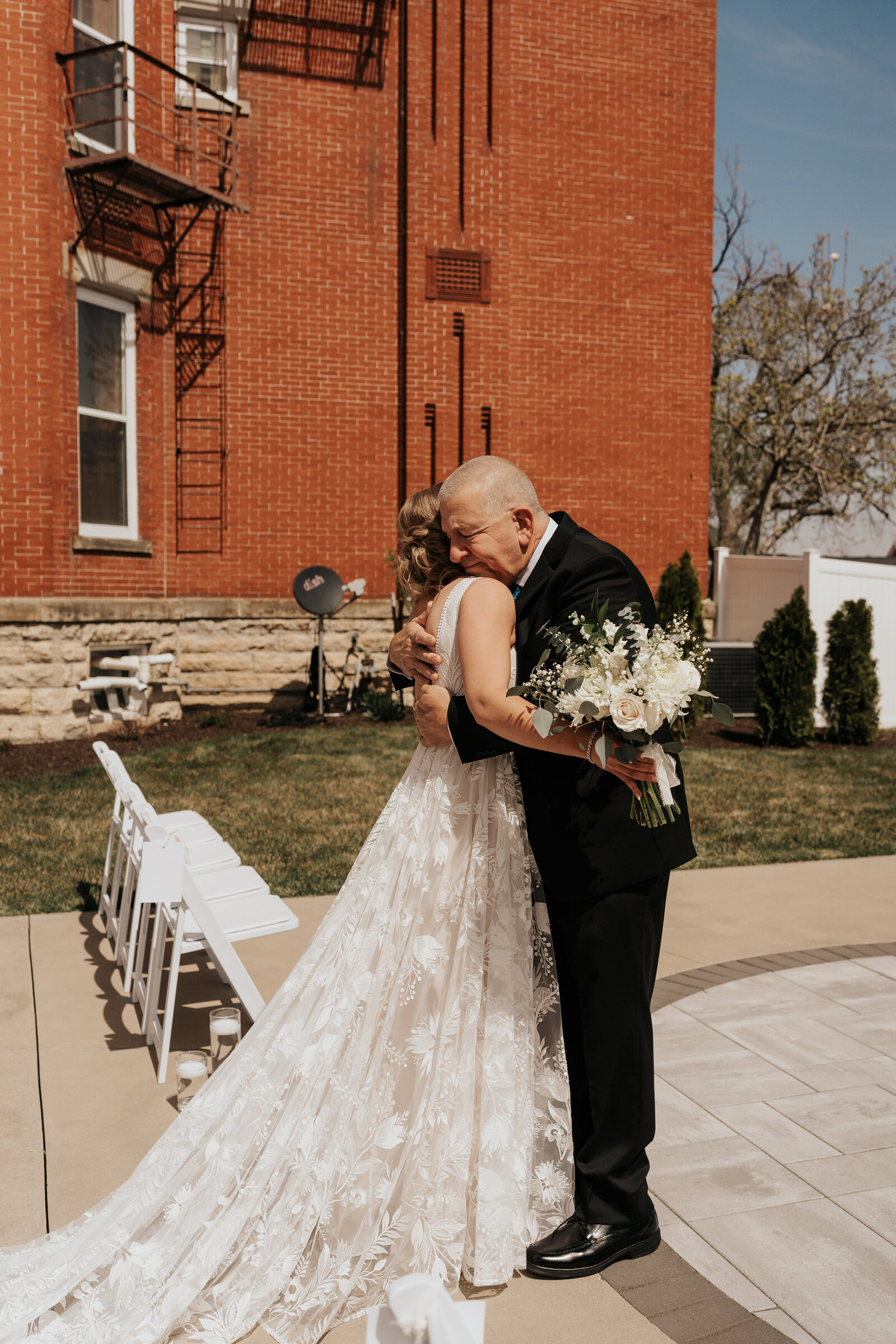 Cedar Rapids wedding photographer - Carriage House Cedar Rapids-54