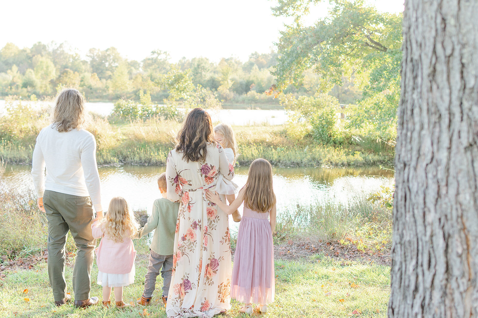 family looking at the lake in Chantilly, Virginia