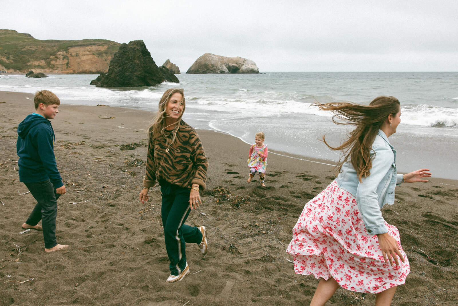 rodeo beach photo shoot family