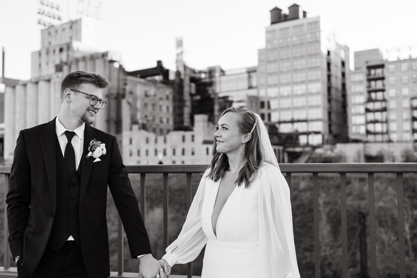 Downtown Minneapolis Wedding Photo