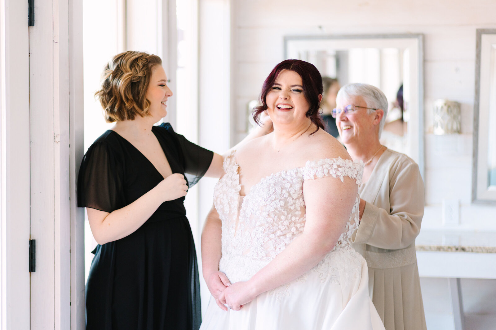 magnolia-venue-pigeon-forge-tennessee-wedding-willow-and-rove-3
