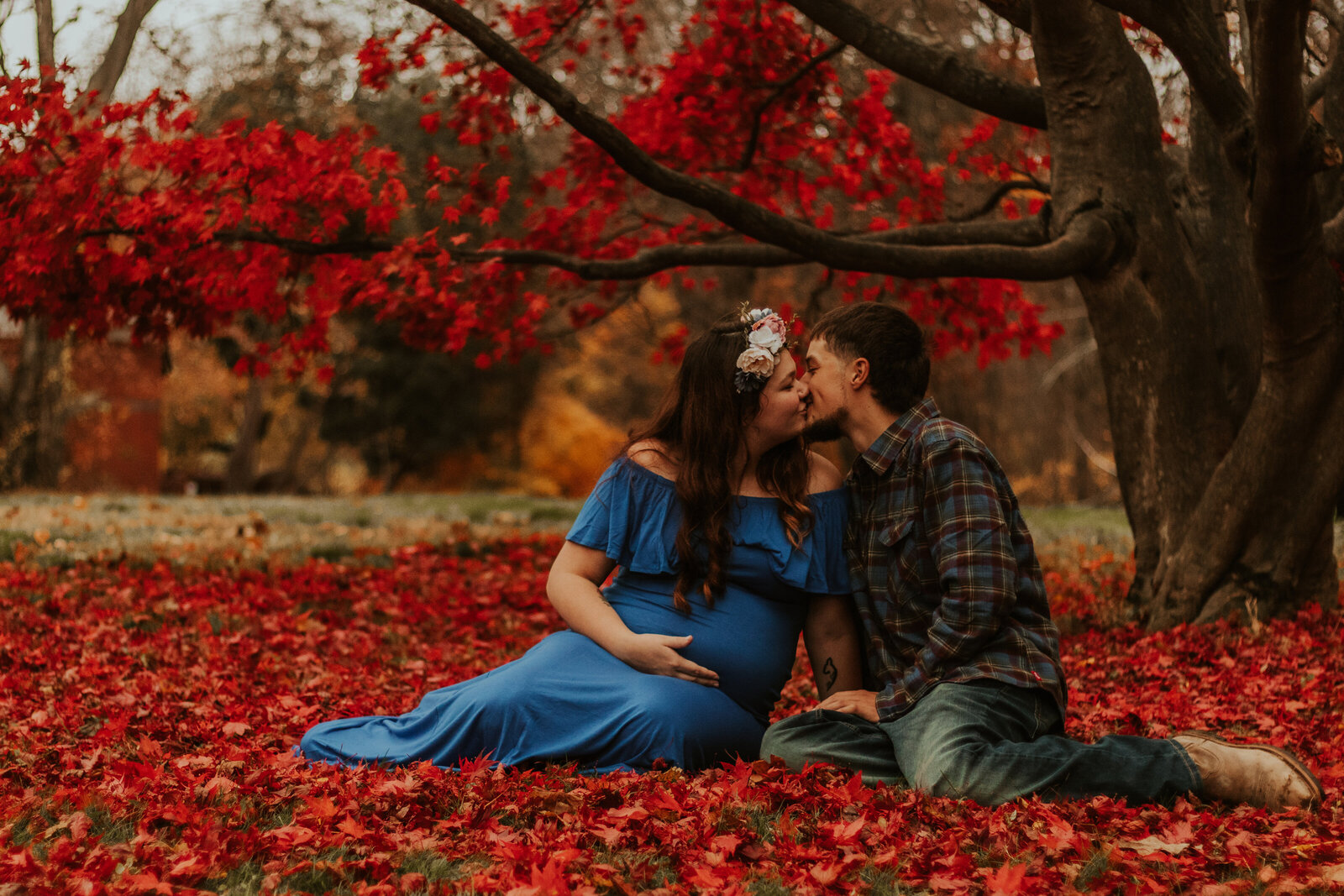 Fall-Maternity-Photos-Vanderbilt-Mansion-Love-to-Lens-Photography-(58)