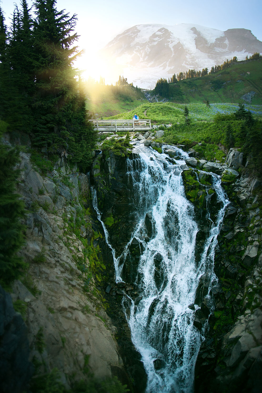 mount-rainier-national-park-mountain-waterfall-sunset-bridge-flowers-summer-washington-family-road-trip-rv-2-boys