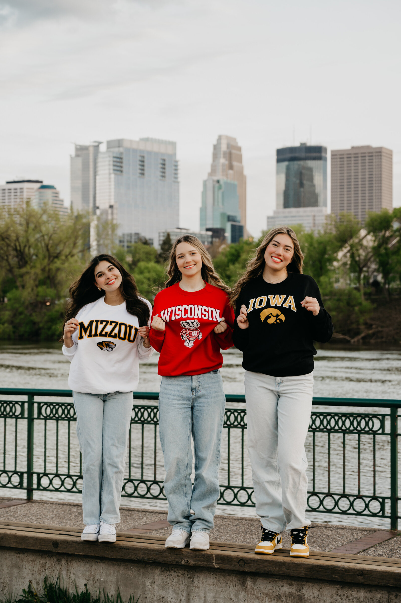 Minneapolis Grad Photos (10)