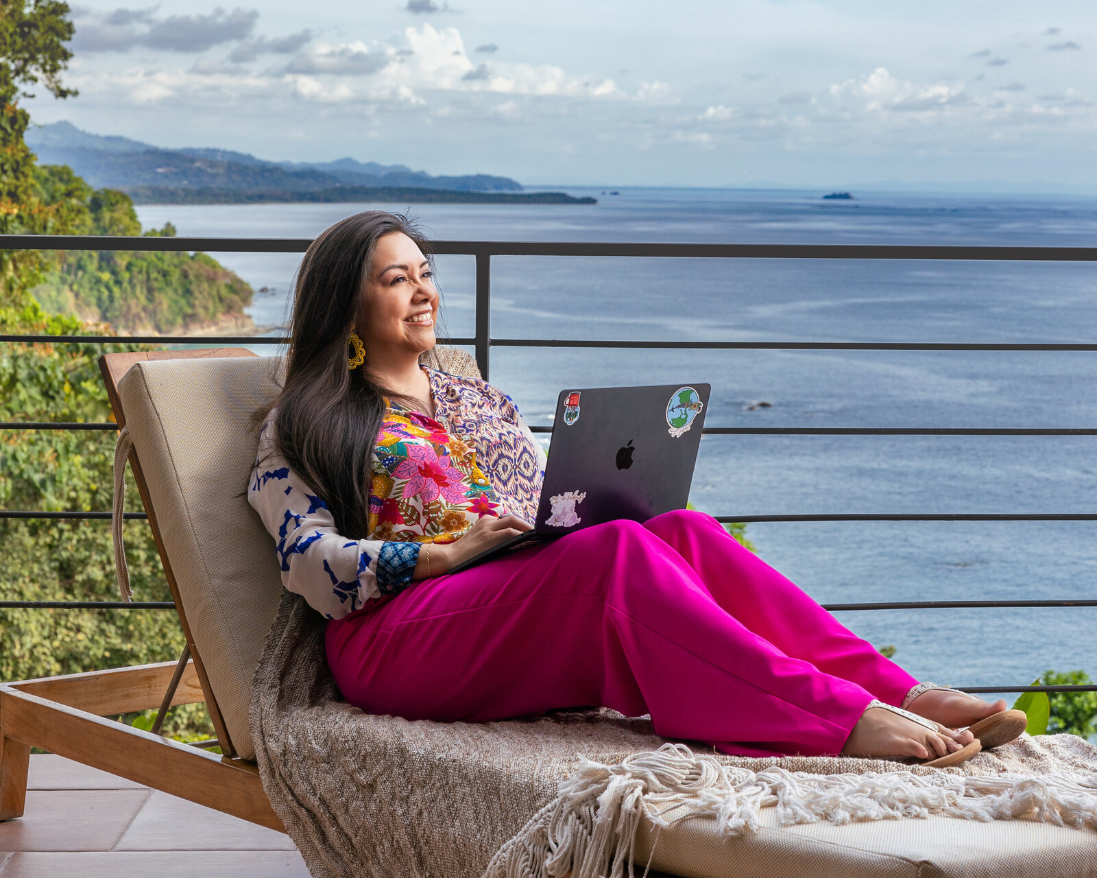 luxury branding photographer jaime hausler in ojochal costa rica