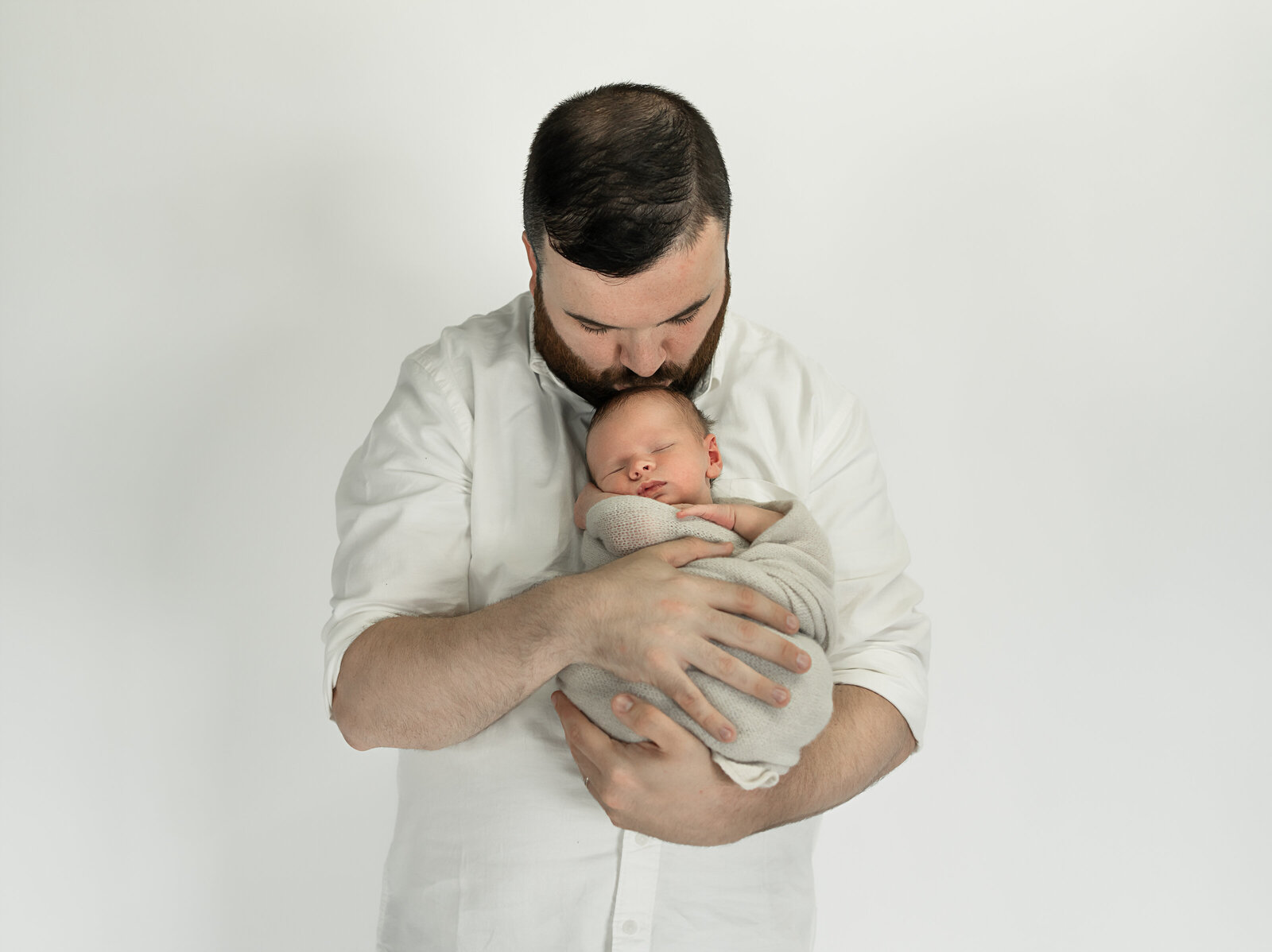 Buffalo, NY Rochester, NY Newborn photographer. Lifestyle newborn photography. newfane ny newborn photographer, wilson, ny newborn photographer, medina, ny newborn photographer, lockport ny newborn photographer buffalo ny lifestyle newborn photographer rochester ny lifestyle in home newborn photographer