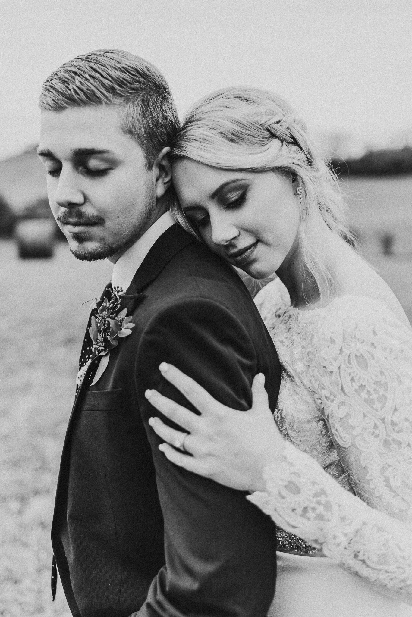 West Texas Wedding Photographer White Dove Barn Beechgrove TN