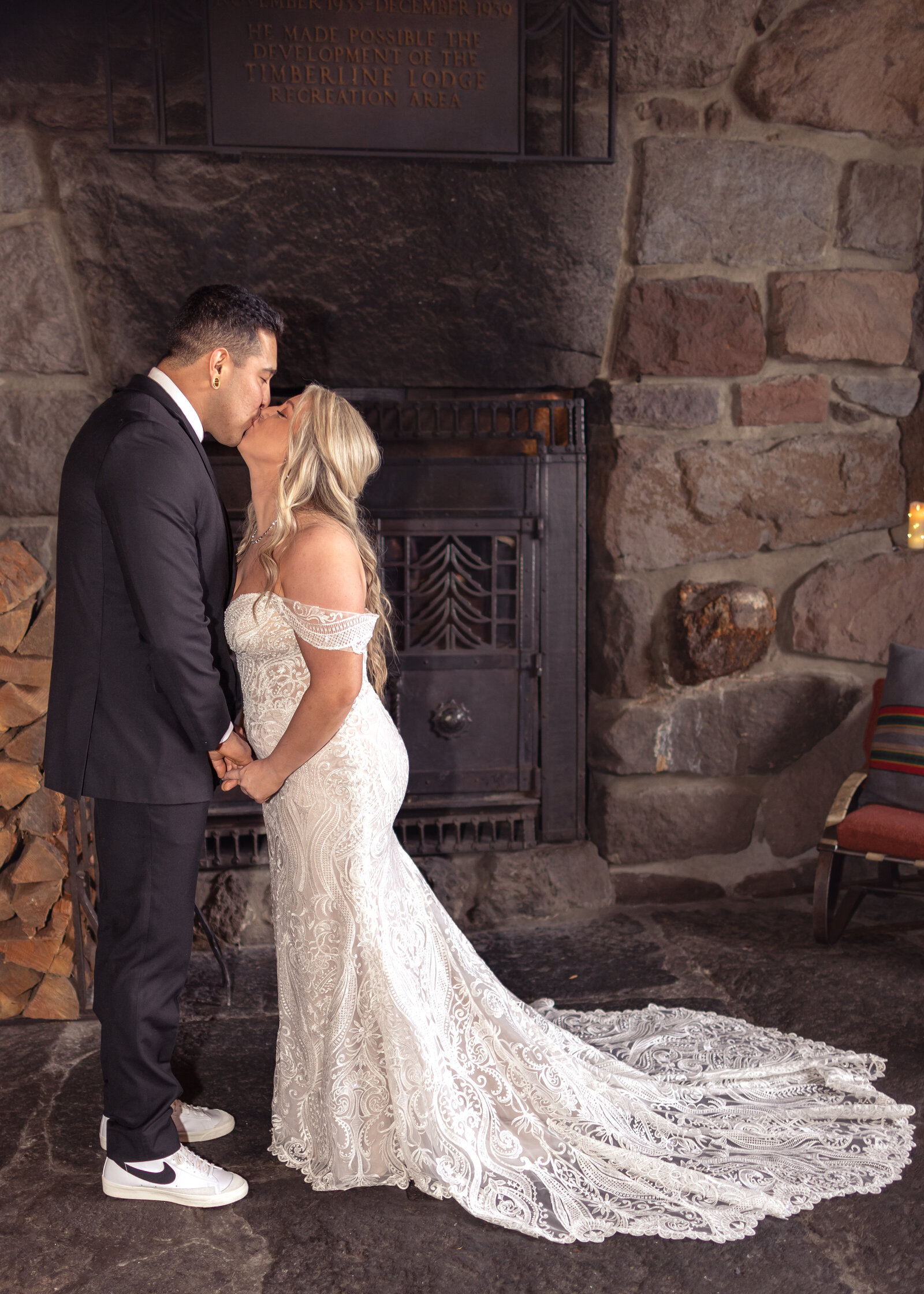 Mount-Hood-Wedding-Photographer